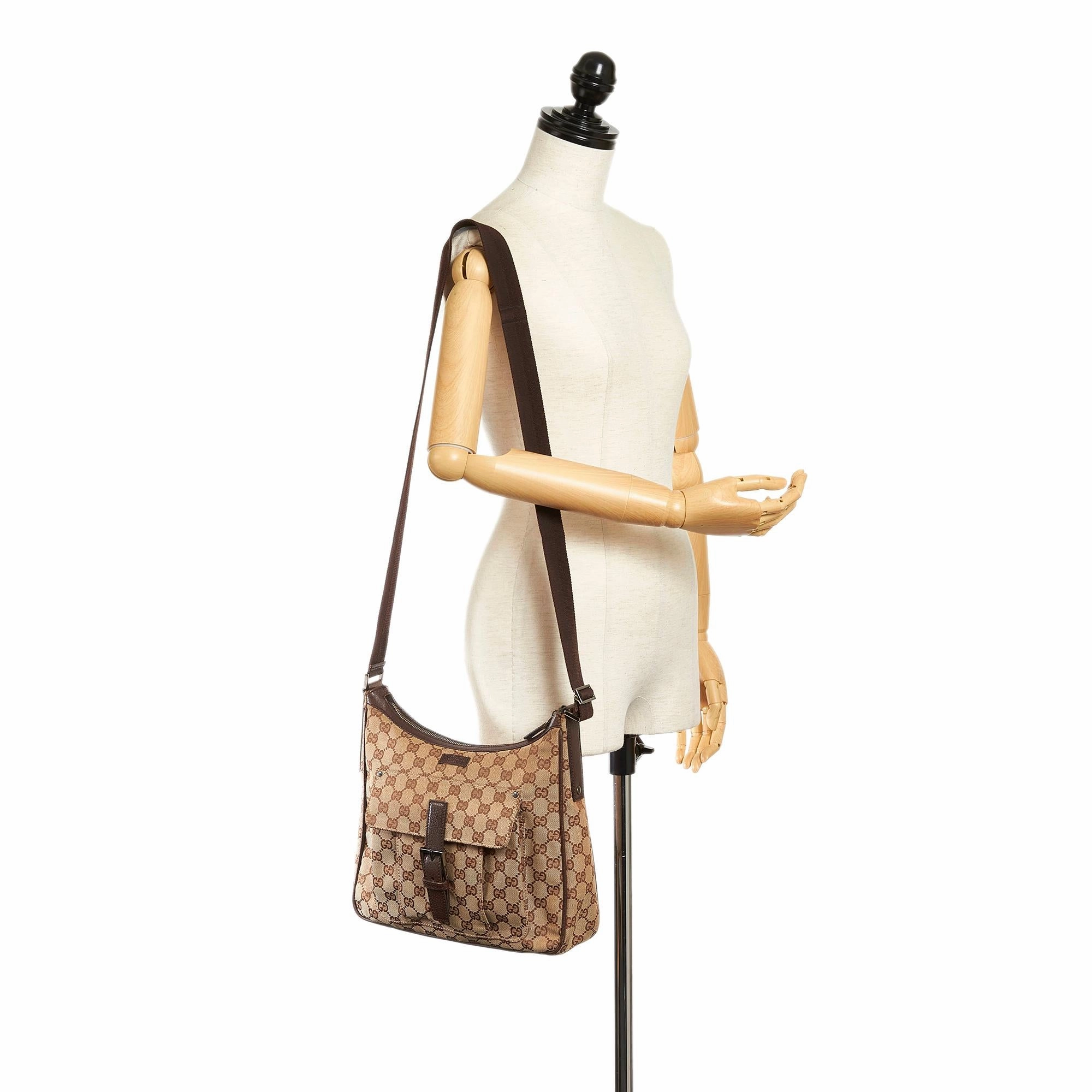 Gucci GG Canvas Crossbody Bag (SHG-33301)