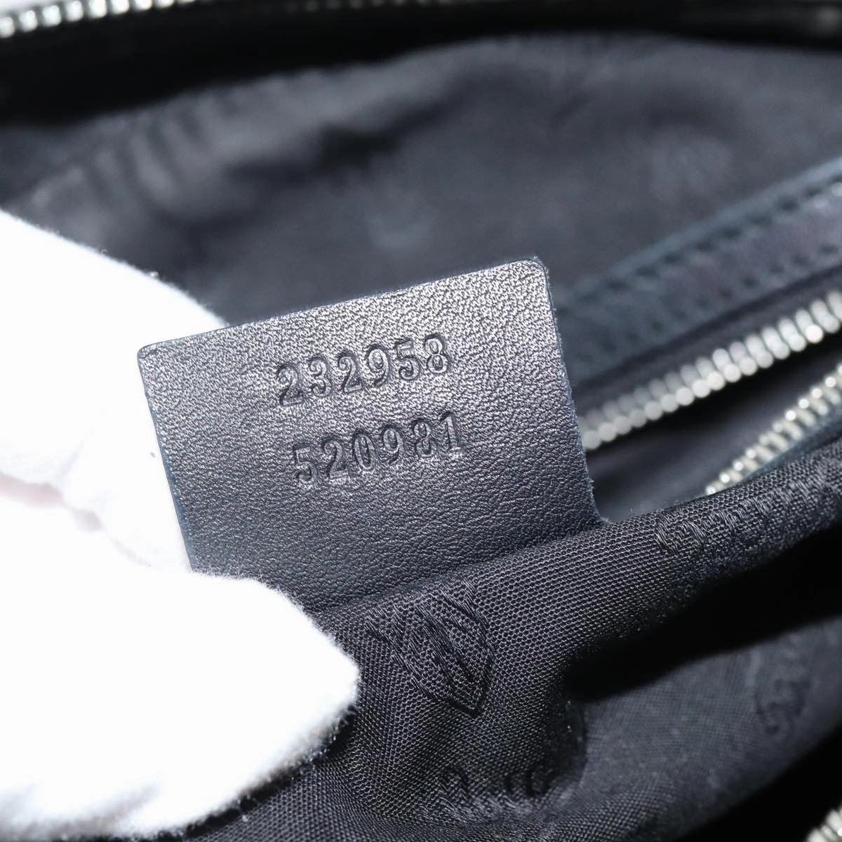 GUCCI GG Canvas Guccissima Shoulder Bag Black 232958  78490