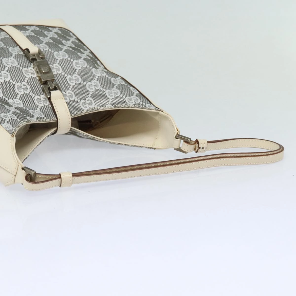 GUCCI GG Canvas Jackie Shoulder Bag White 001 3876  ep4890