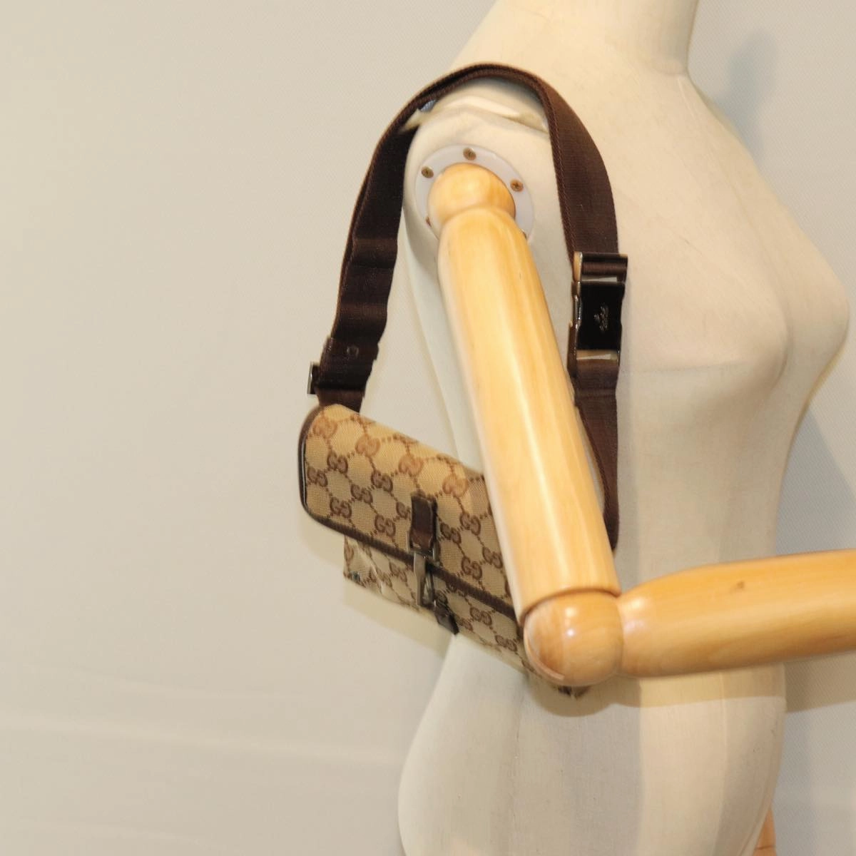 GUCCI GG Canvas Shoulder Bag Beige 92543  80802