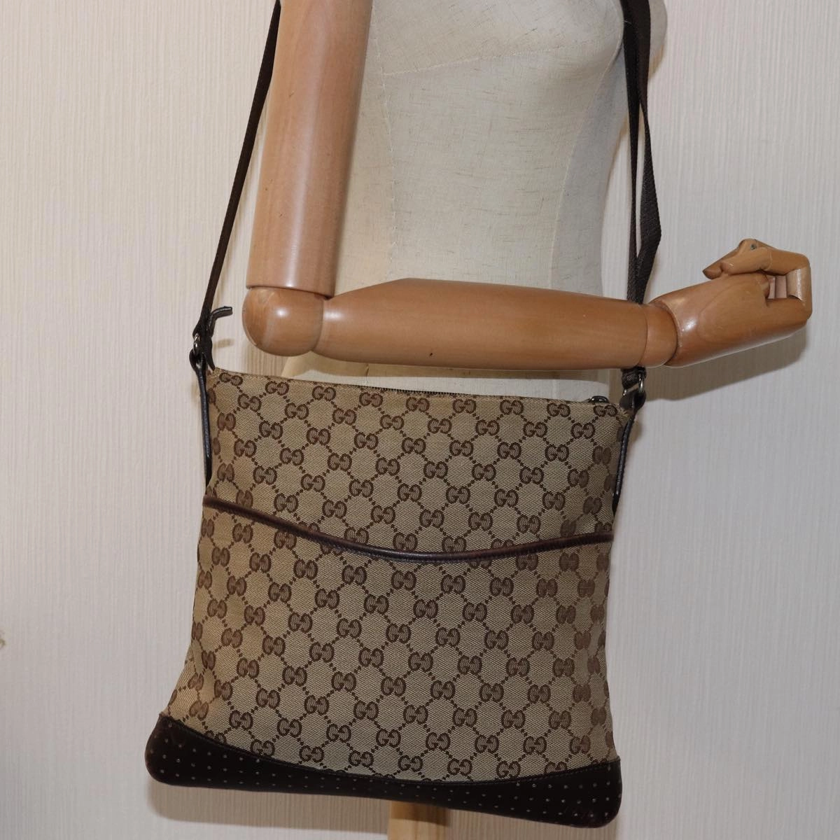 GUCCI GG Canvas Shoulder Bag Beige Brown 145857  74869
