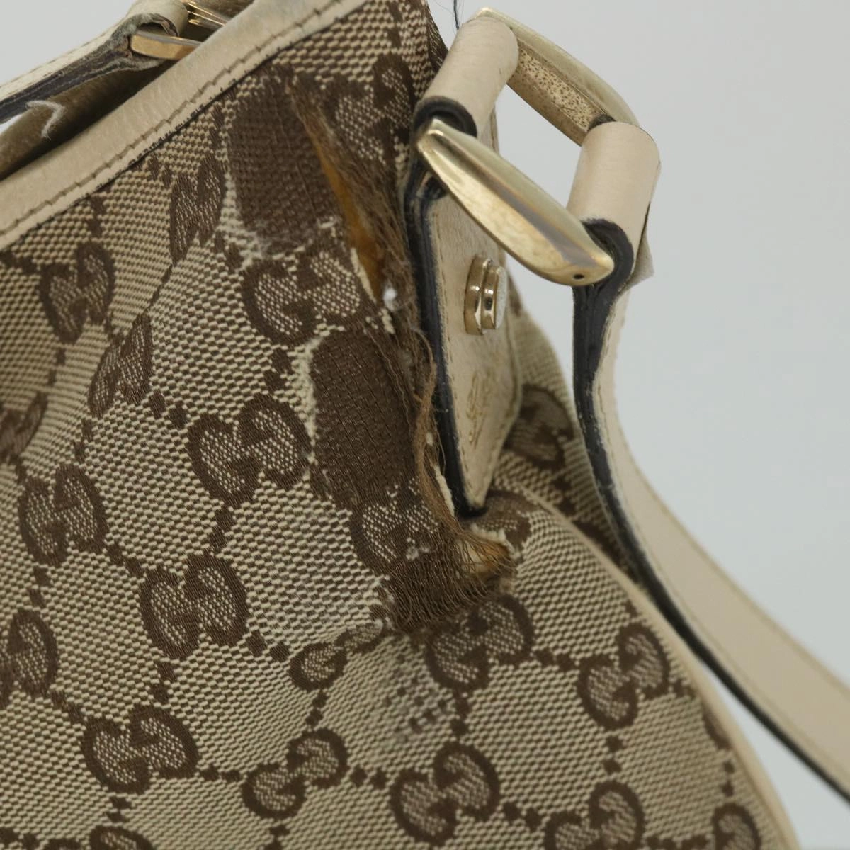GUCCI GG Canvas Shoulder Bag Beige White 13126  58612