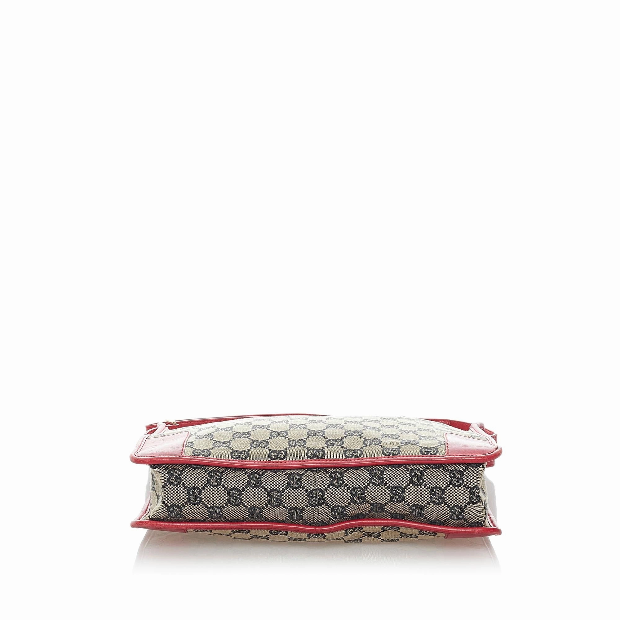 Gucci GG Canvas Shoulder Bag (SHG-32099)