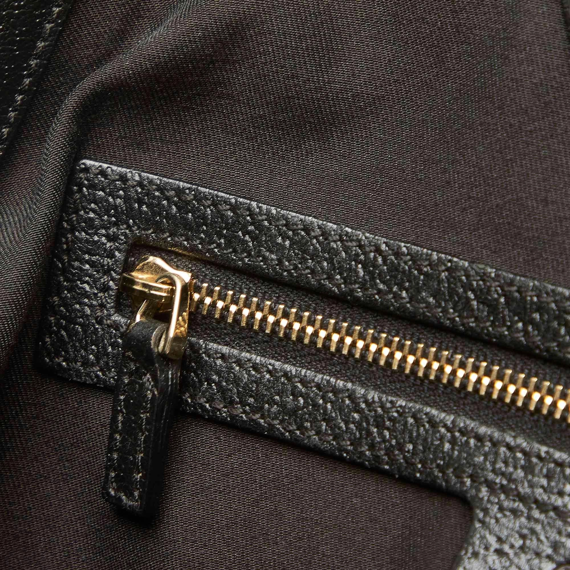Gucci GG Canvas Shoulder Bag (SHG-32366)