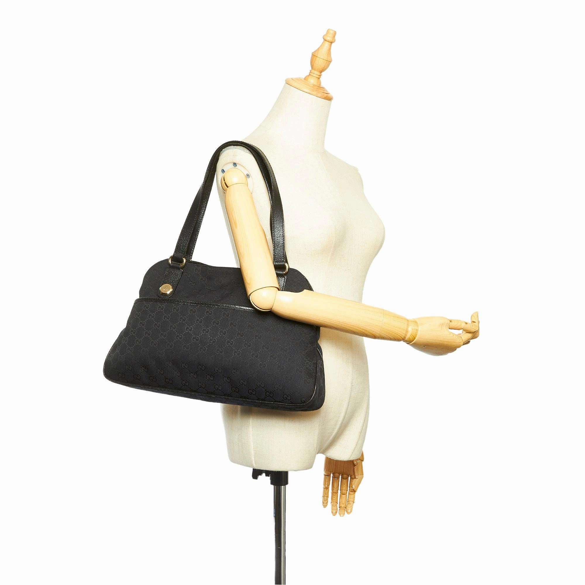 Gucci GG Canvas Shoulder Bag (SHG-32366)