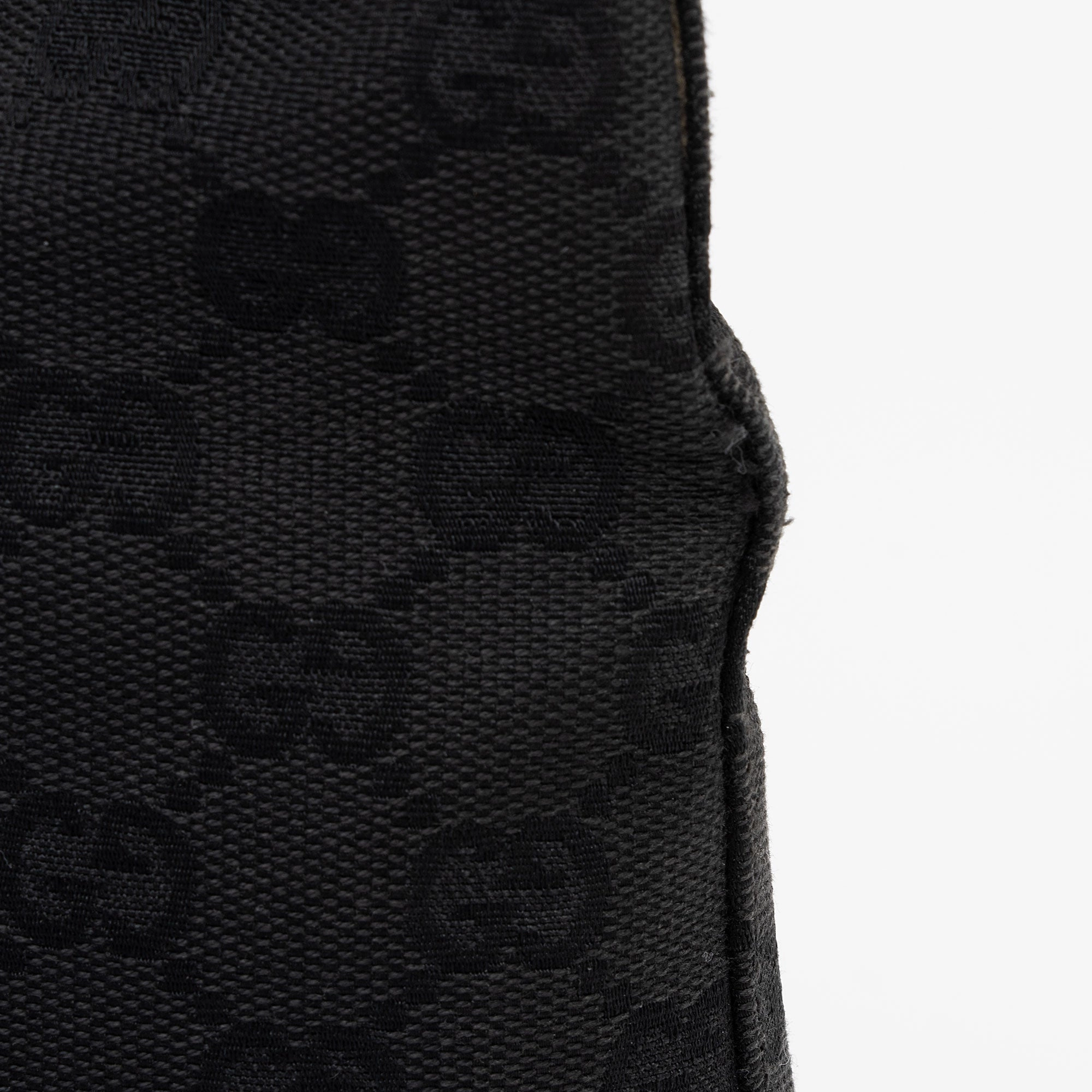 Gucci GG Canvas Small Shoulder Bag (SHF-ewDU0f)