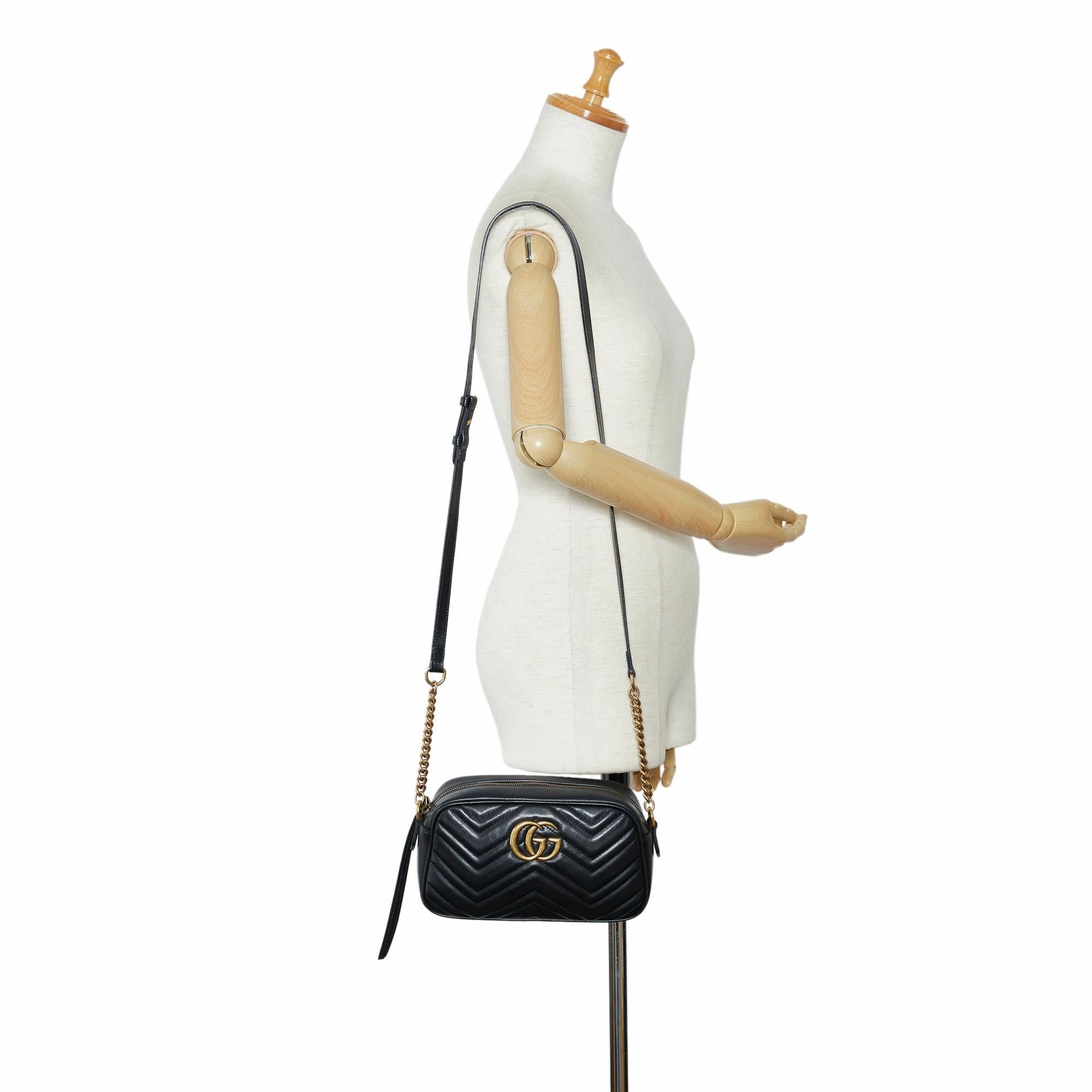 Gucci GG Marmont Matelasse Crossbody Bag (SHG-Ilztpl)