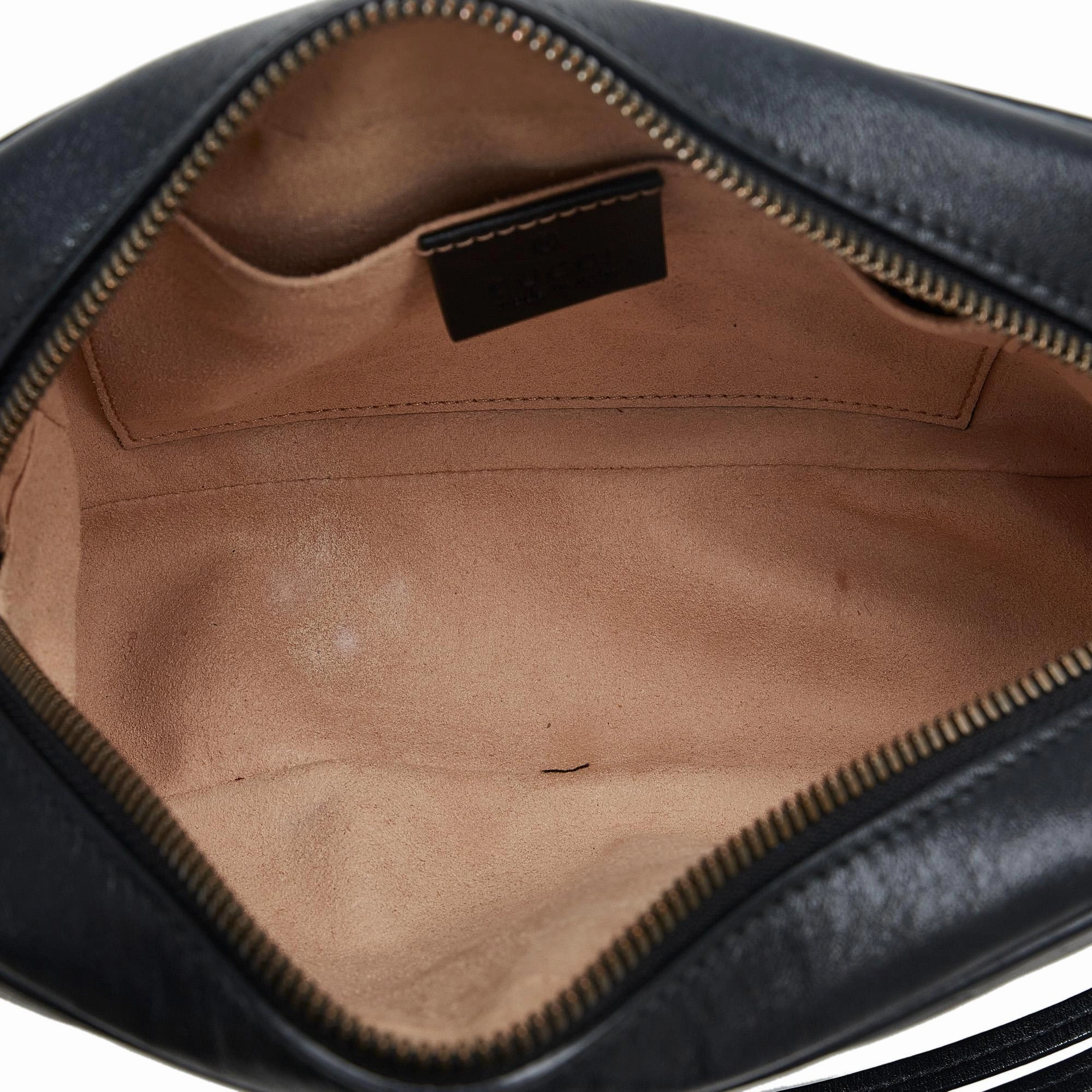 Gucci GG Marmont Matelasse Crossbody Bag (SHG-Ilztpl)