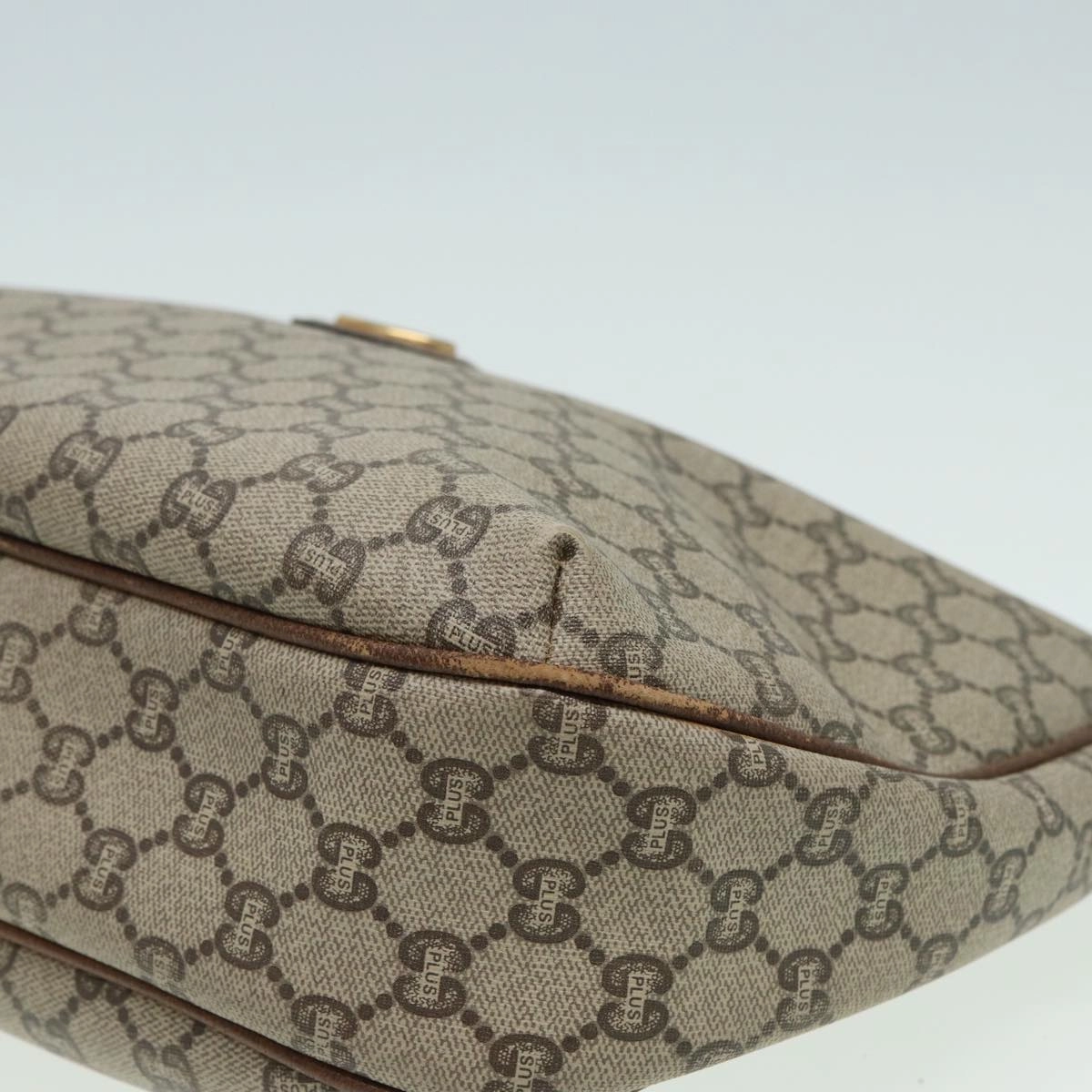GUCCI GG PLUS Canvas Shoulder Bag PVC Leather Beige  th5152