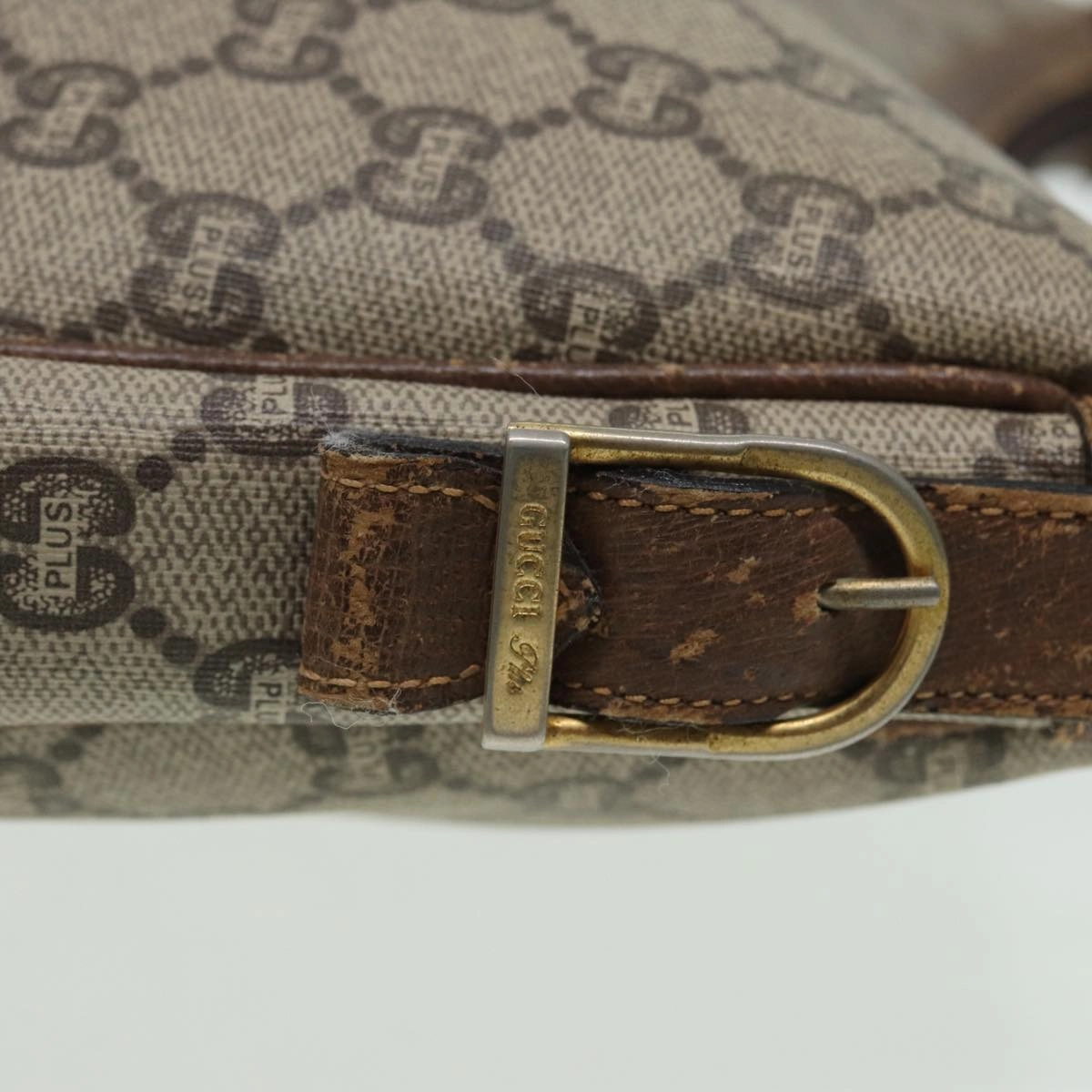 GUCCI GG PLUS Canvas Shoulder Bag PVC Leather Beige  th5152