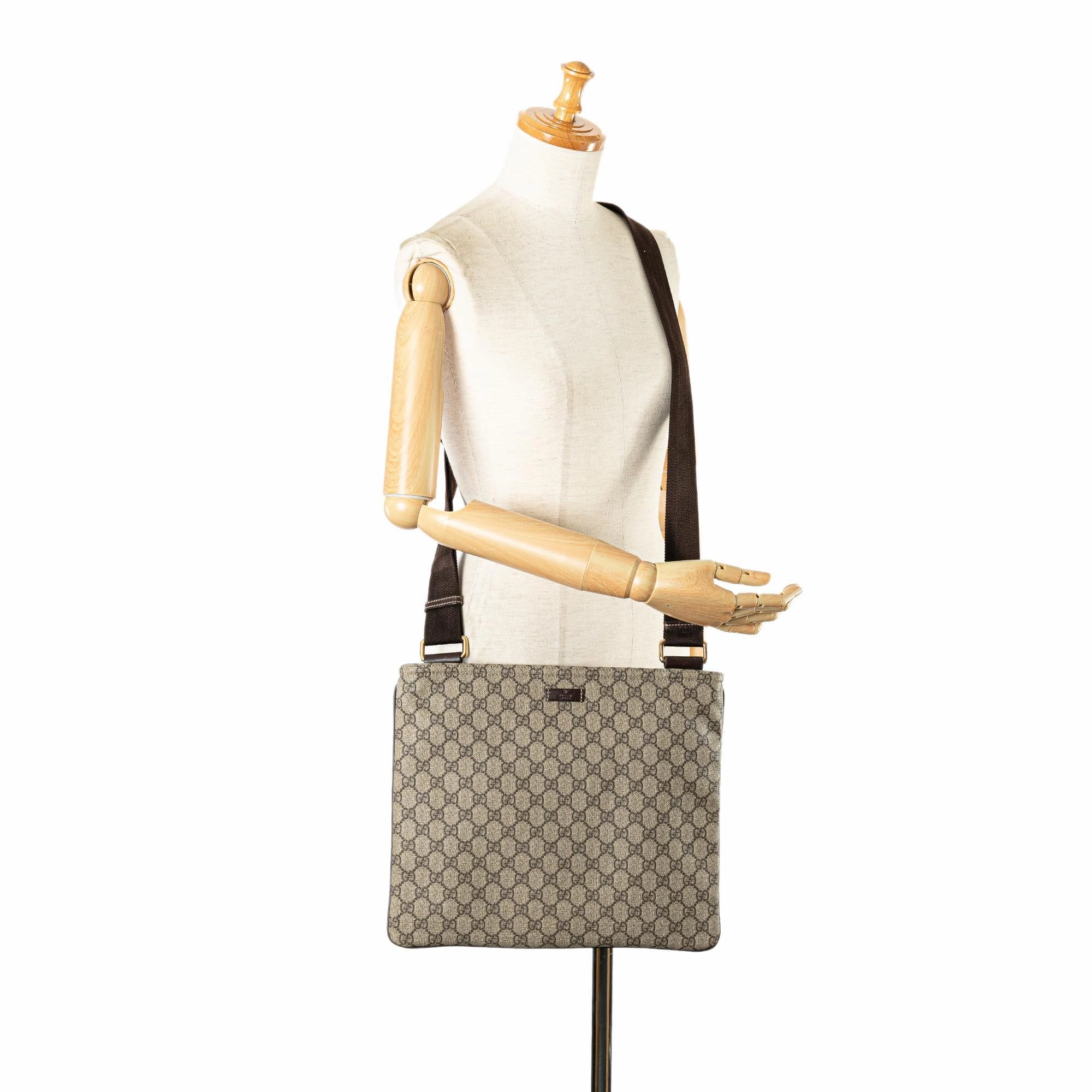 Gucci GG Supreme Crossbody (SHG-CY5tCZ)