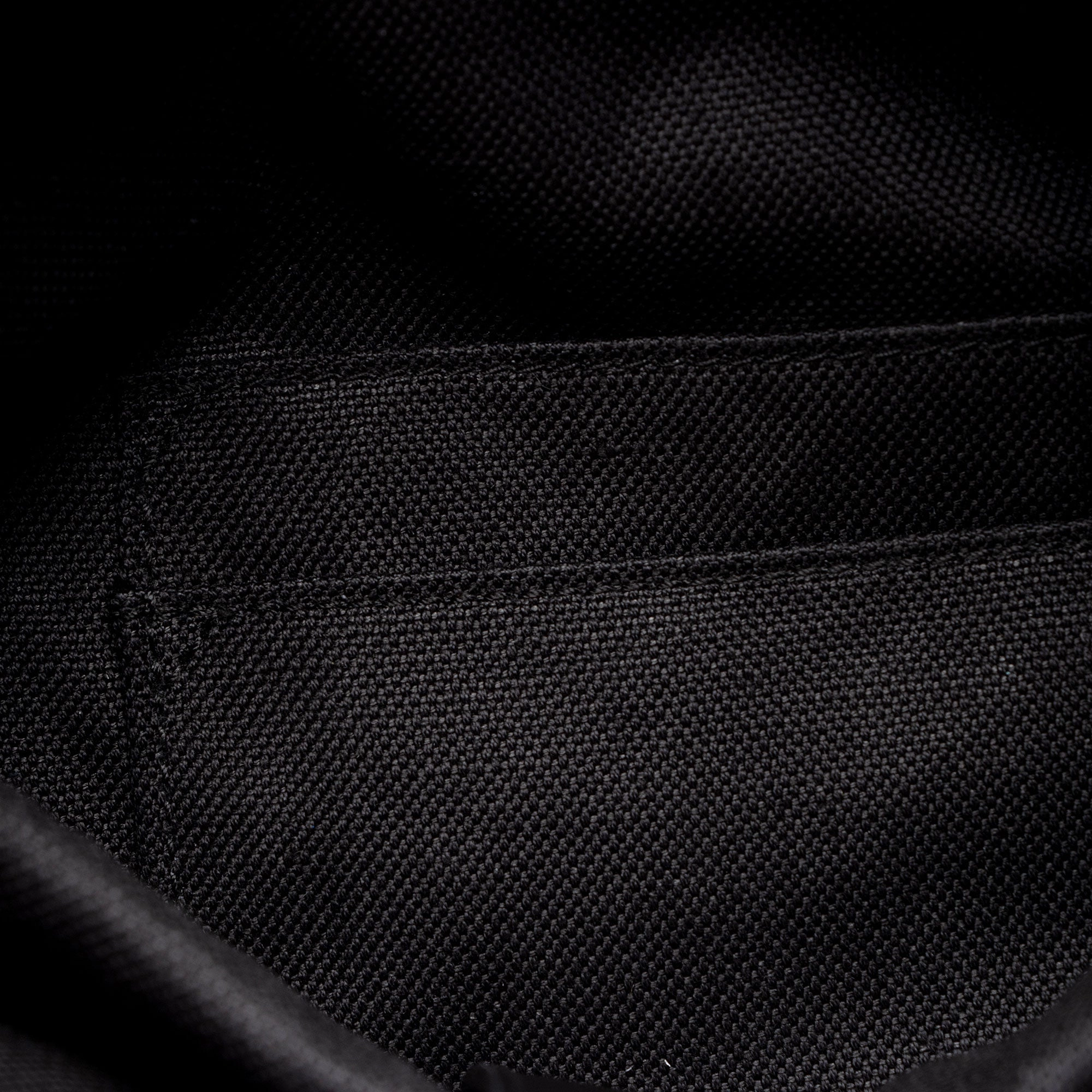 Gucci GG Supreme Medium Flap Backpack (SHF-NNj9Jx)