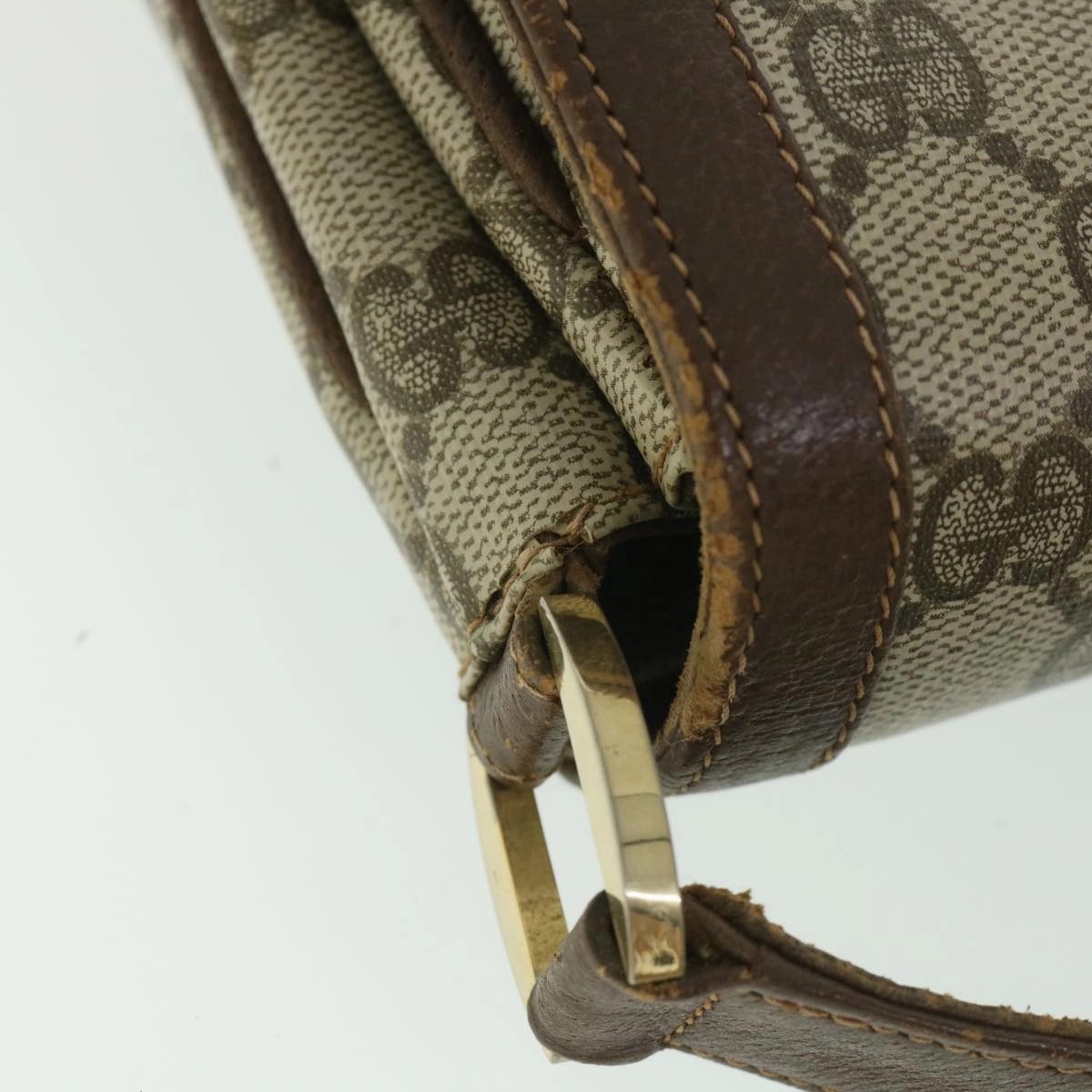 GUCCI GG Supreme Shoulder Bag PVC Leather Beige  56773