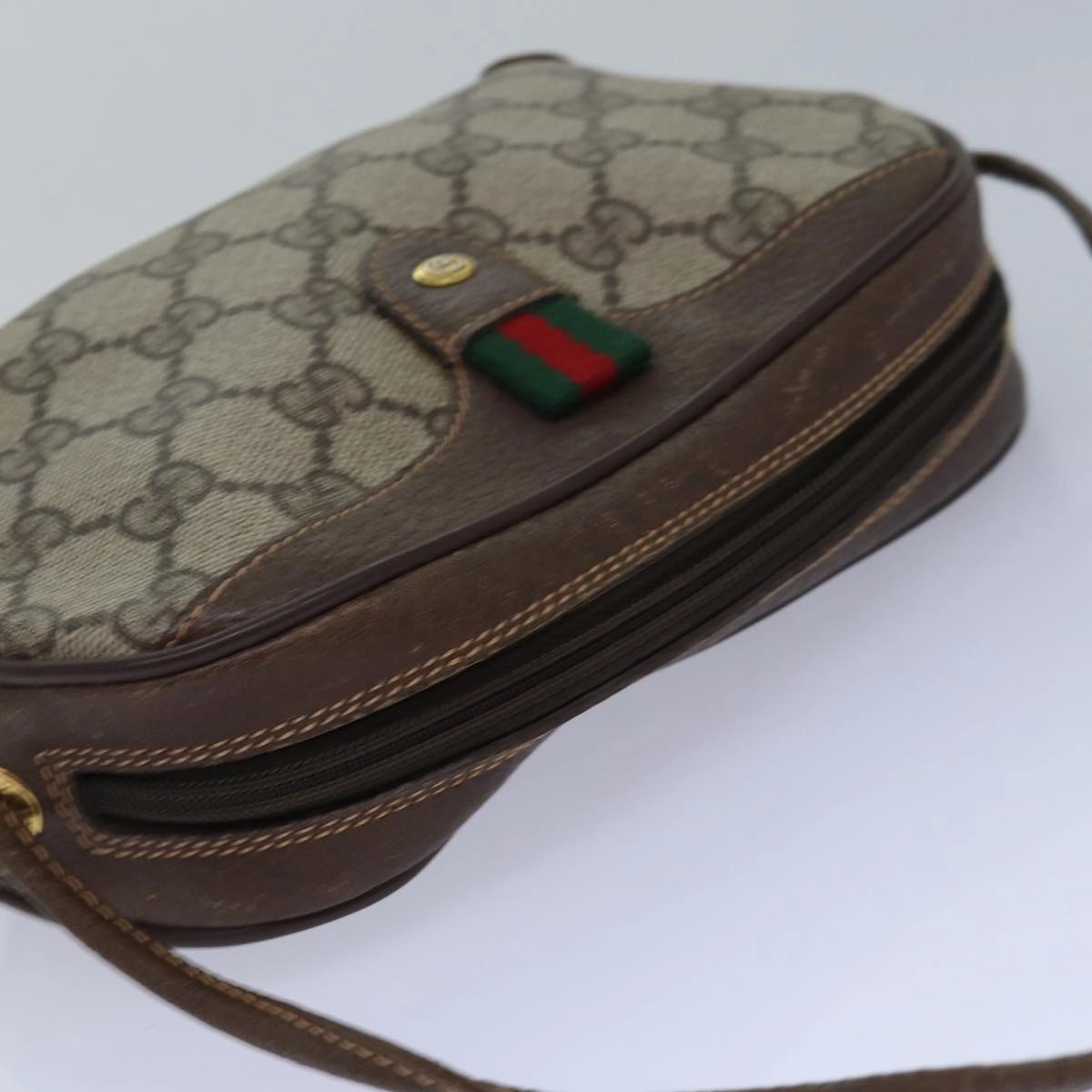 GUCCI GG Supreme Shoulder Bag PVC Leather Beige Red gold 89 02 066  84564
