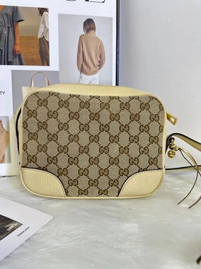 Gucci GG Vintage Beige Canvas Camera Bag - Small Crossbody