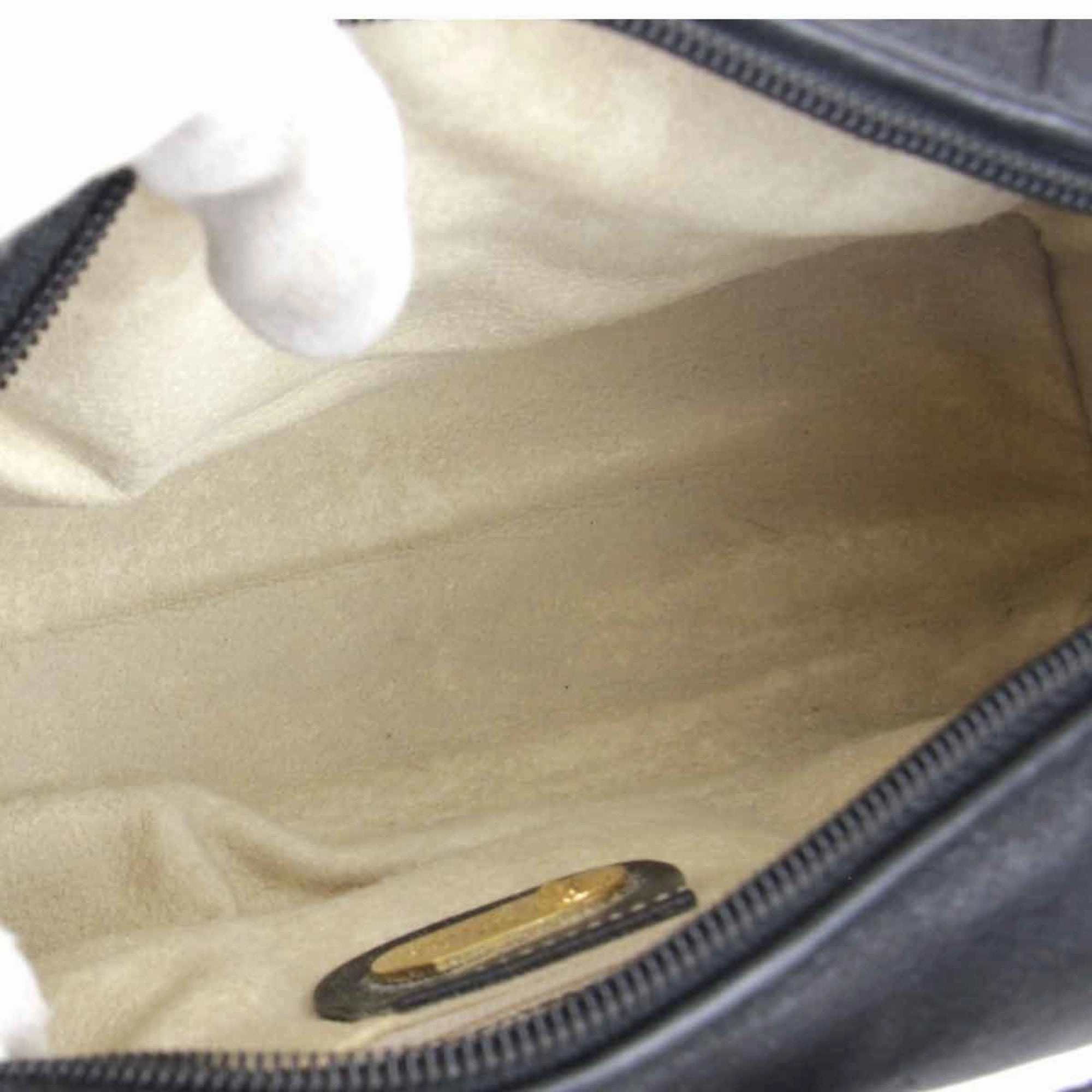 Gucci Gucci Interlocking  Leather Shoulder Bag (Pre-Owned)