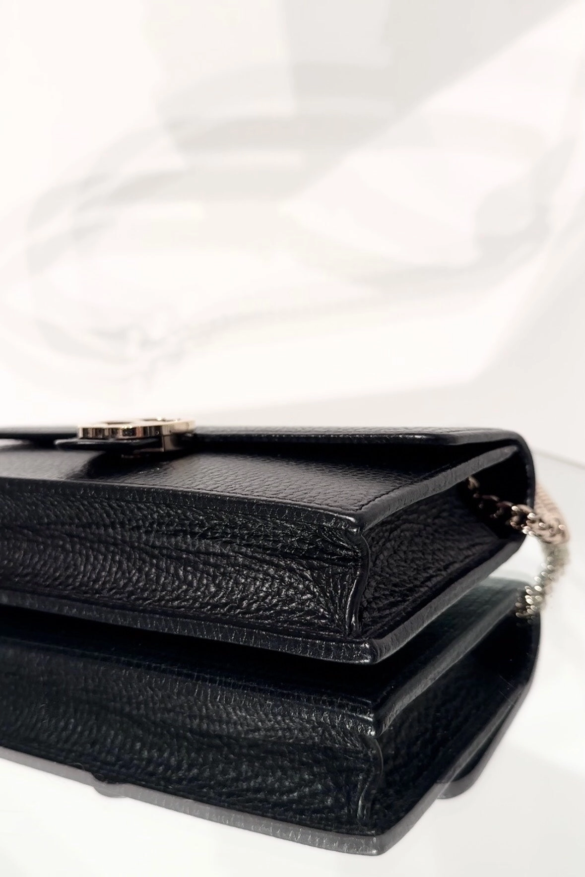 GUCCI Interlocking G Dollar Leather Wallet On Chain