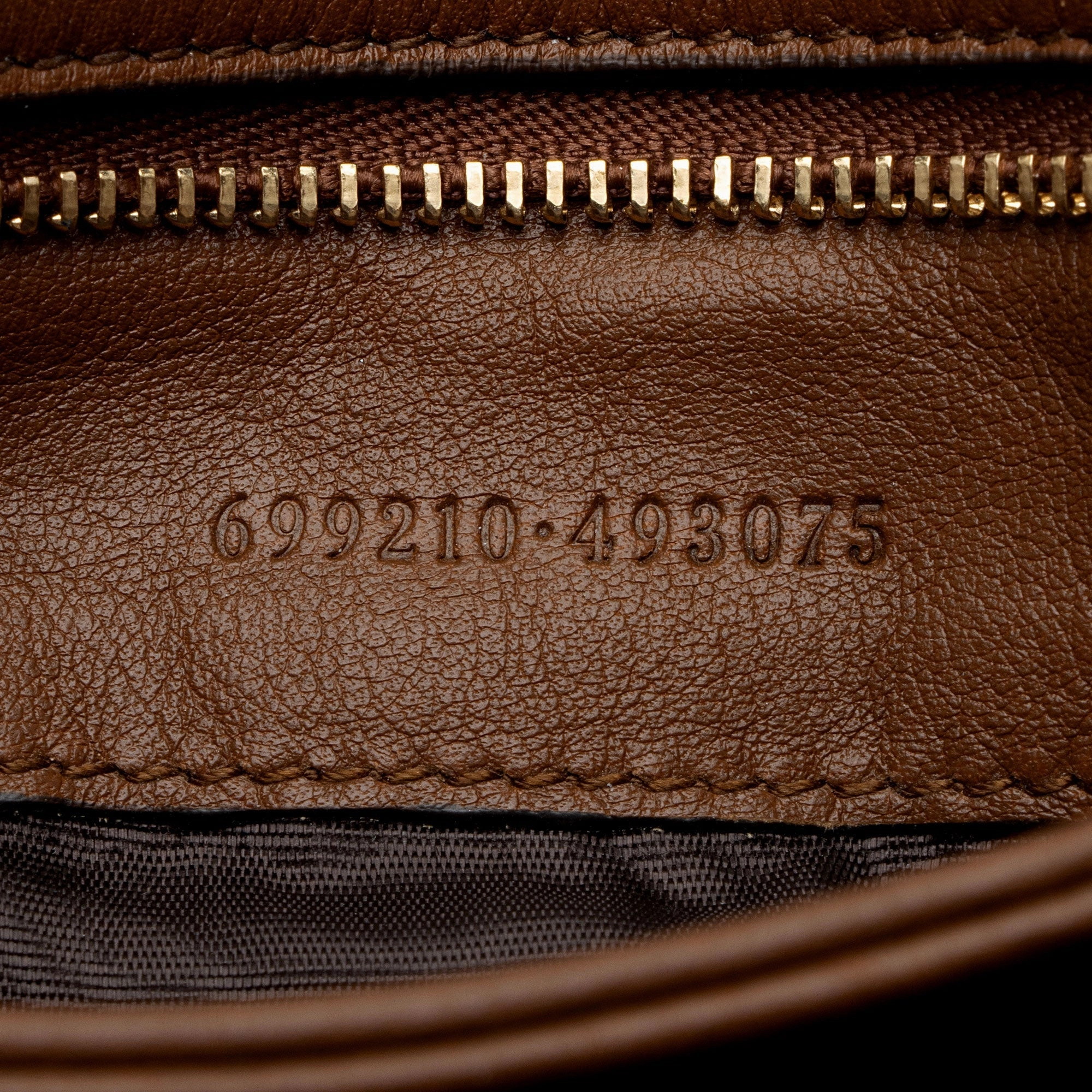 Gucci Leather Blondie Medium Shoulder Bag (SHF-5MZJz2)