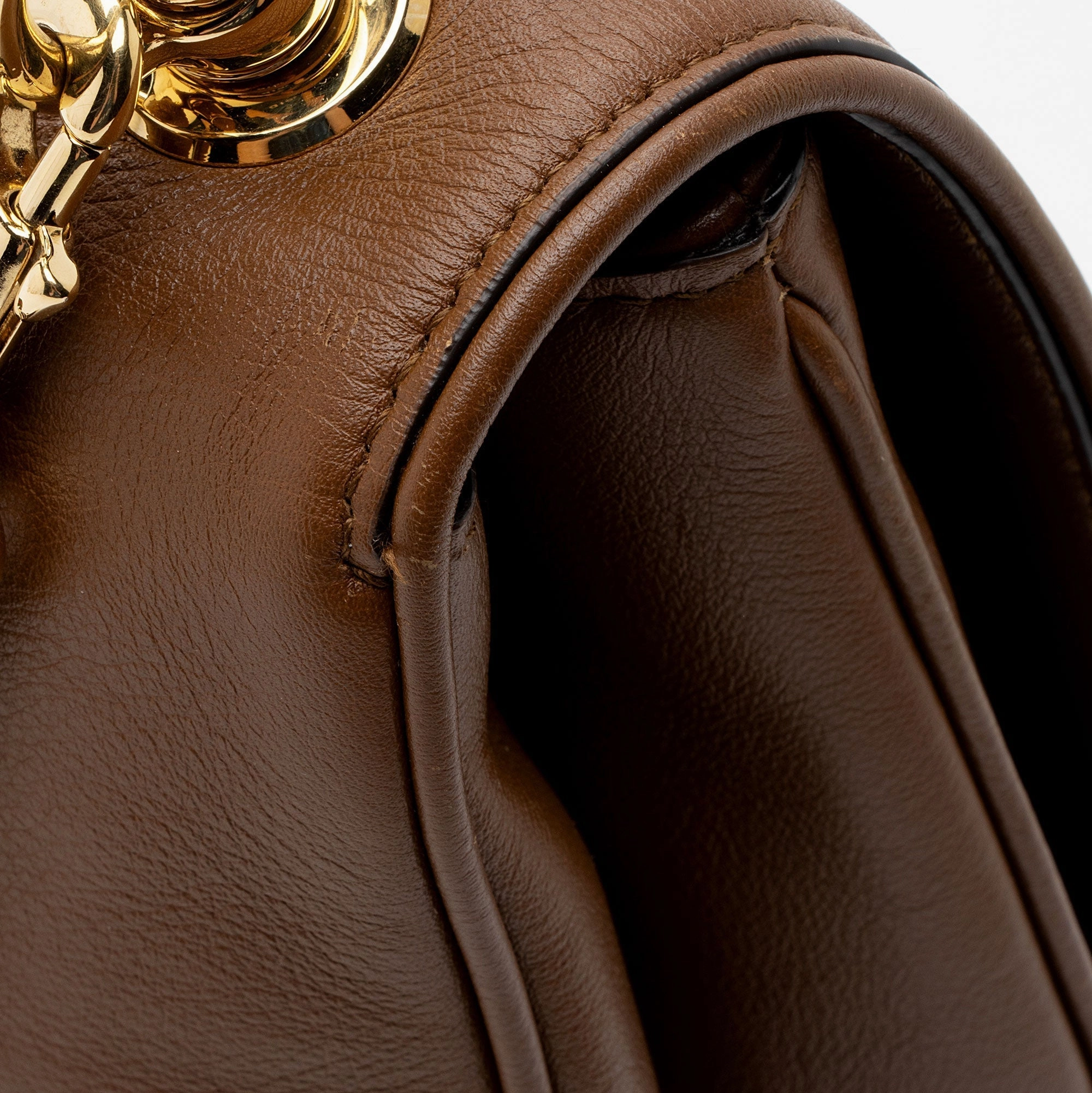 Gucci Leather Blondie Medium Shoulder Bag (SHF-5MZJz2)