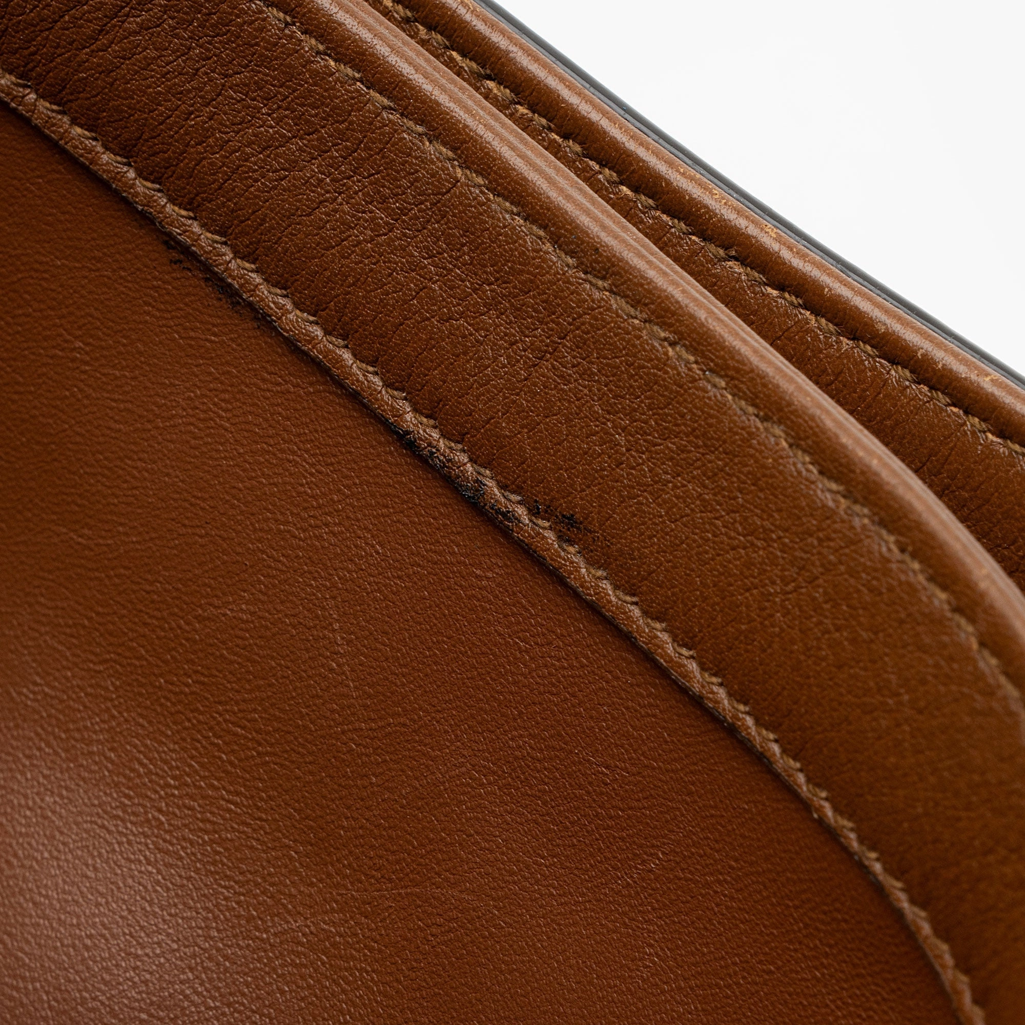 Gucci Leather Blondie Medium Shoulder Bag (SHF-5MZJz2)