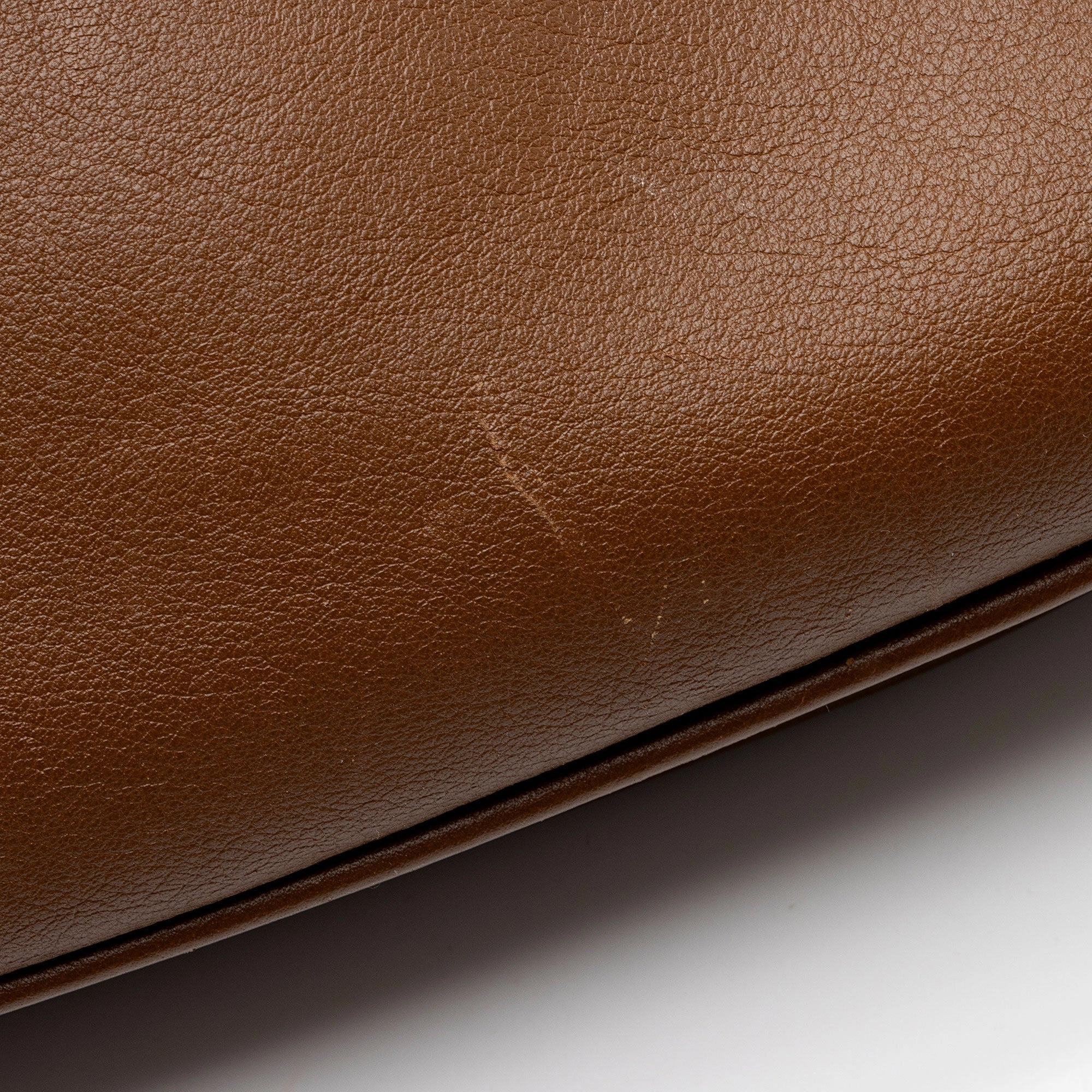 Gucci Leather Blondie Medium Shoulder Bag (SHF-5MZJz2)
