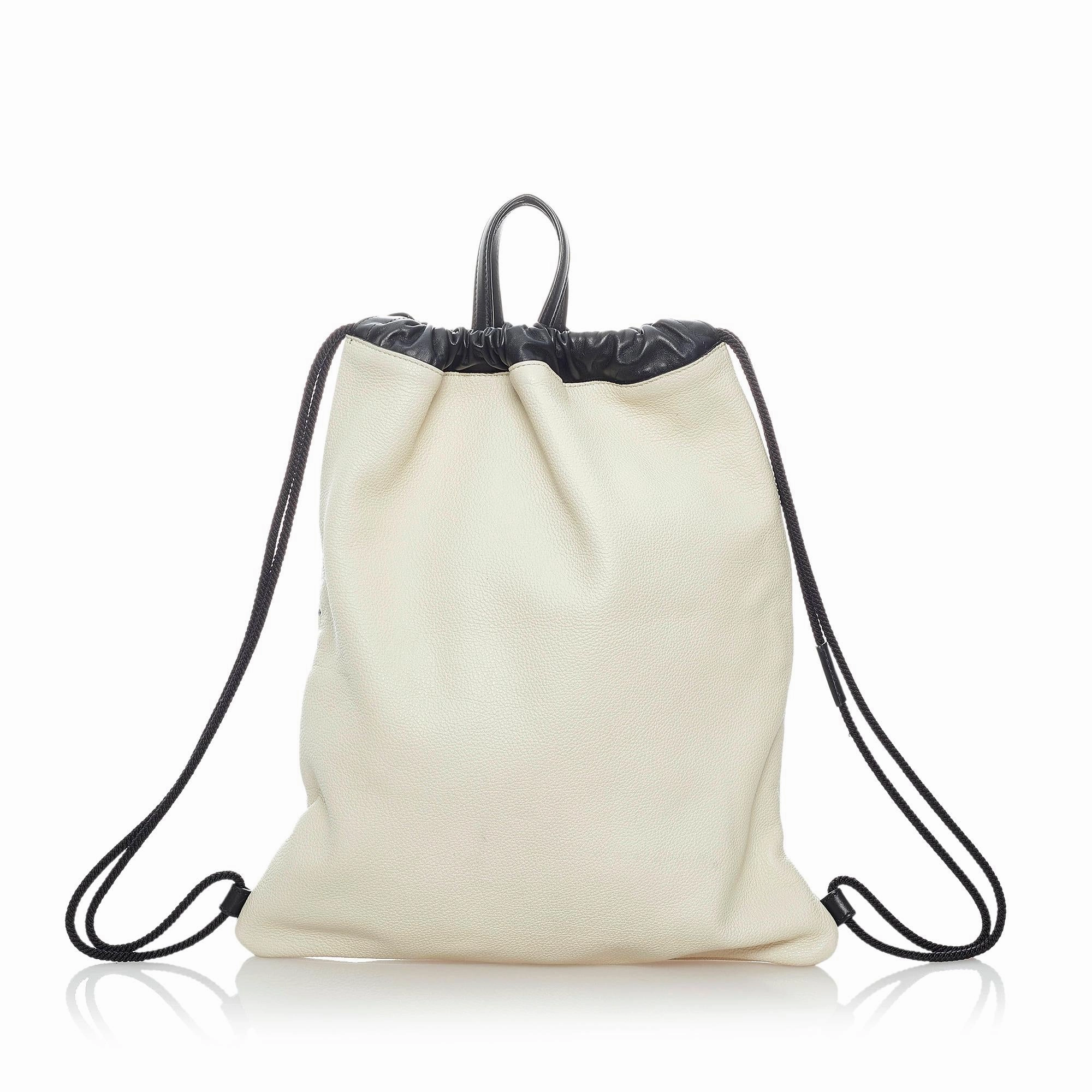 Gucci Logo Drawstring Leather Backpack (SHG-32109)