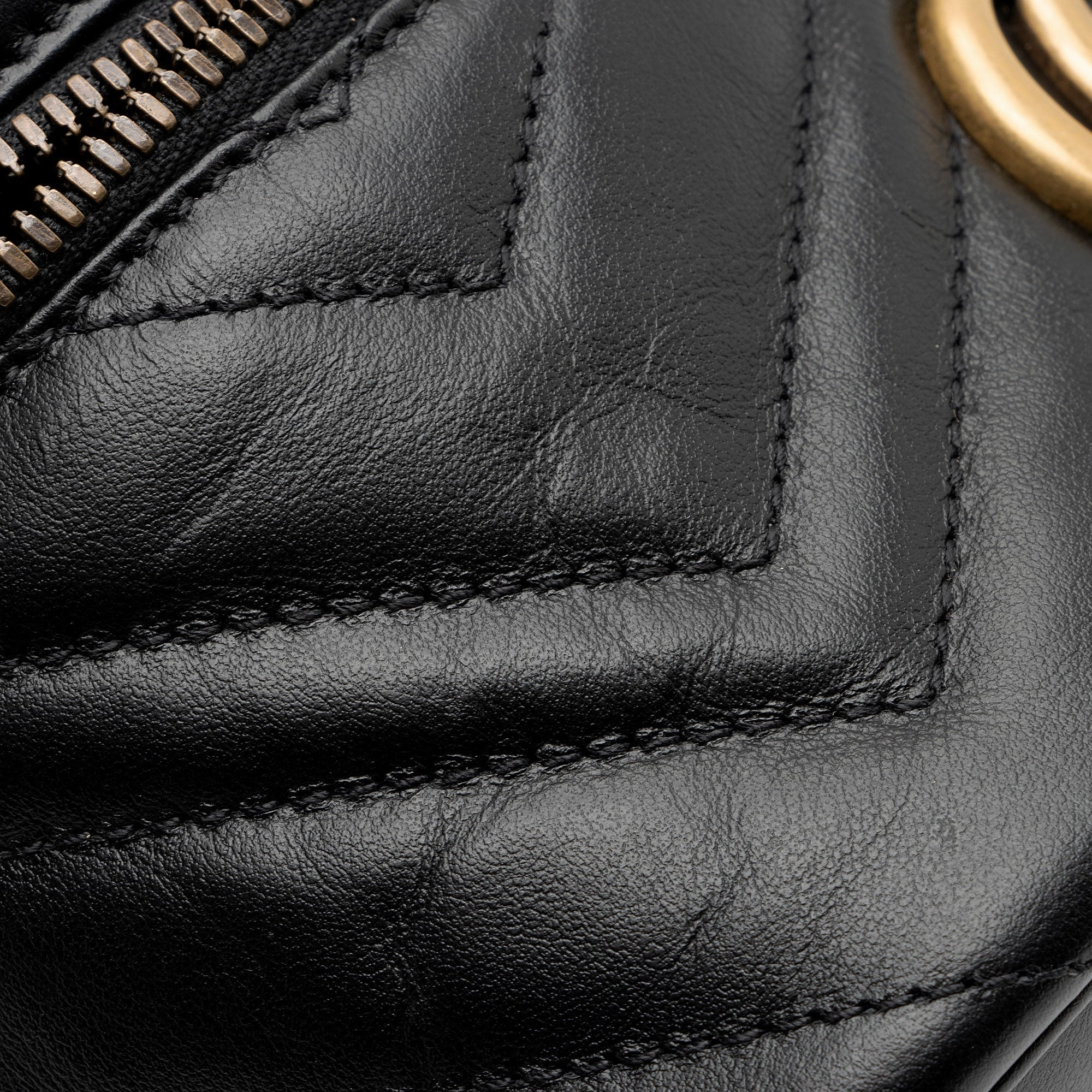 Gucci Matelasse Leather GG Marmont Round Mini Backpack (SHF-nSn7Zg)