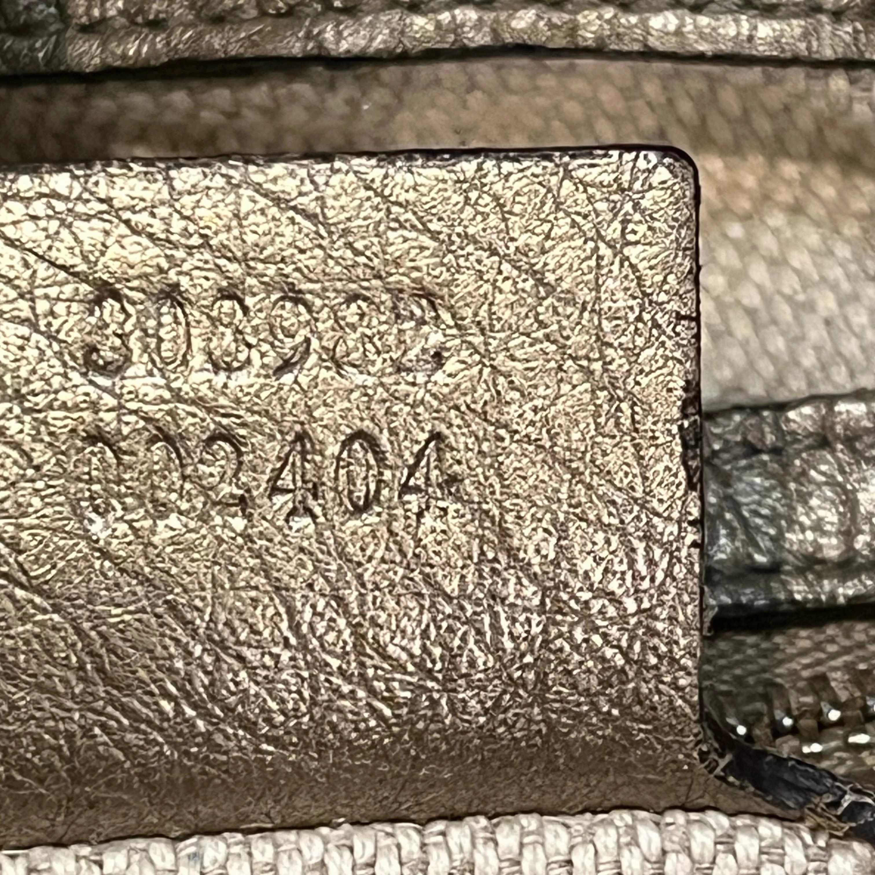 GUCCI Medium Soho Chain Metallic Pebbled Shoulder Bag