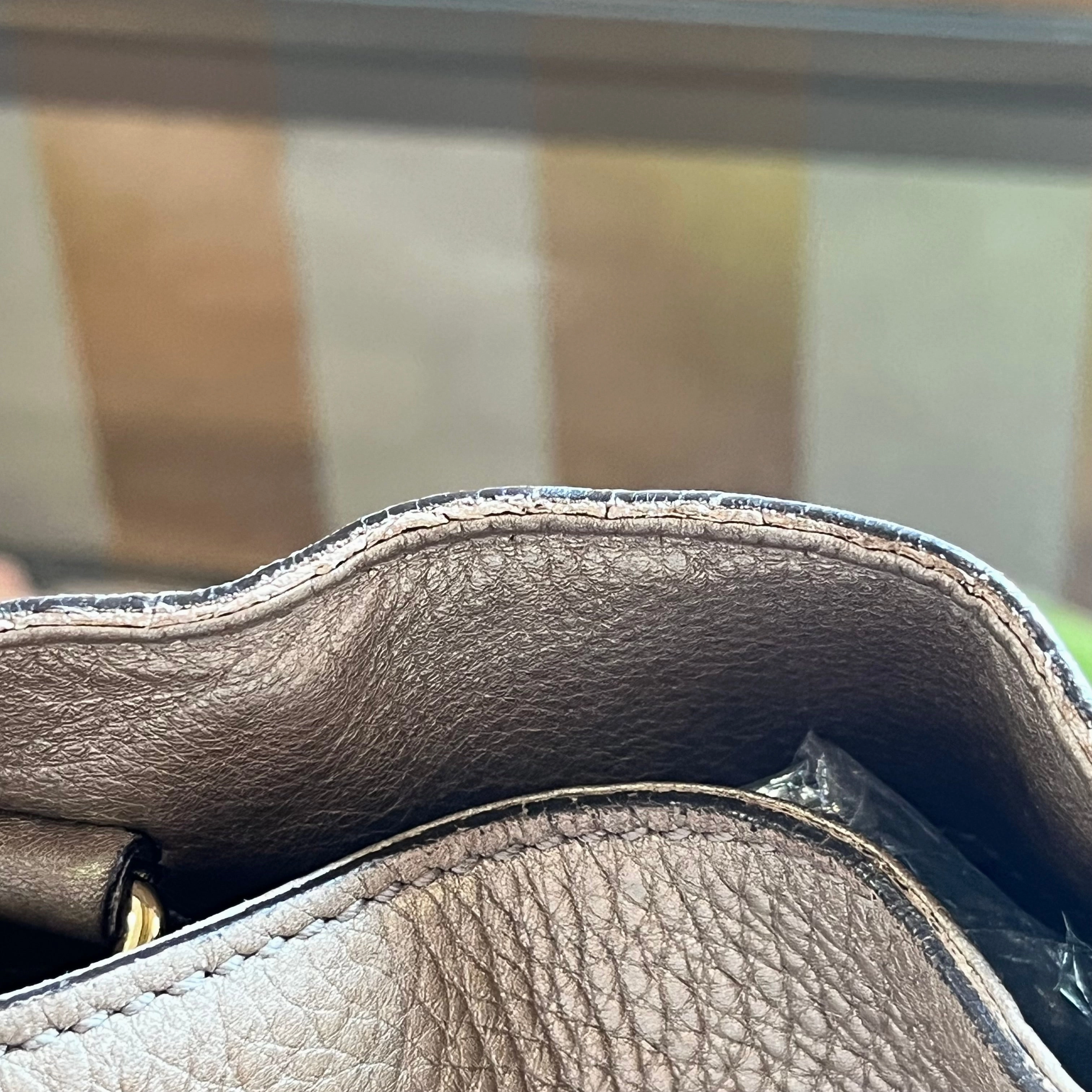 GUCCI Medium Soho Chain Metallic Pebbled Shoulder Bag