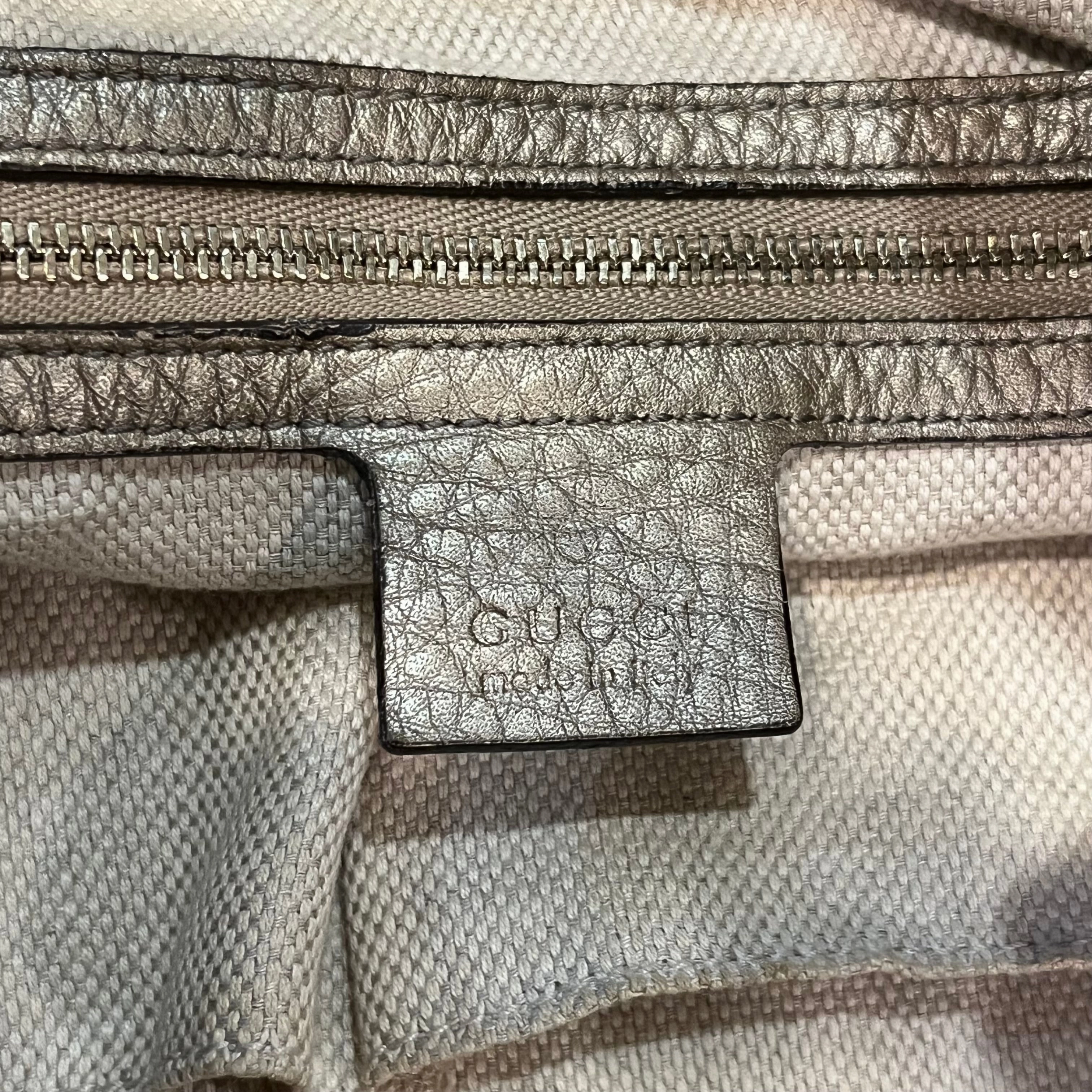 GUCCI Medium Soho Chain Metallic Pebbled Shoulder Bag
