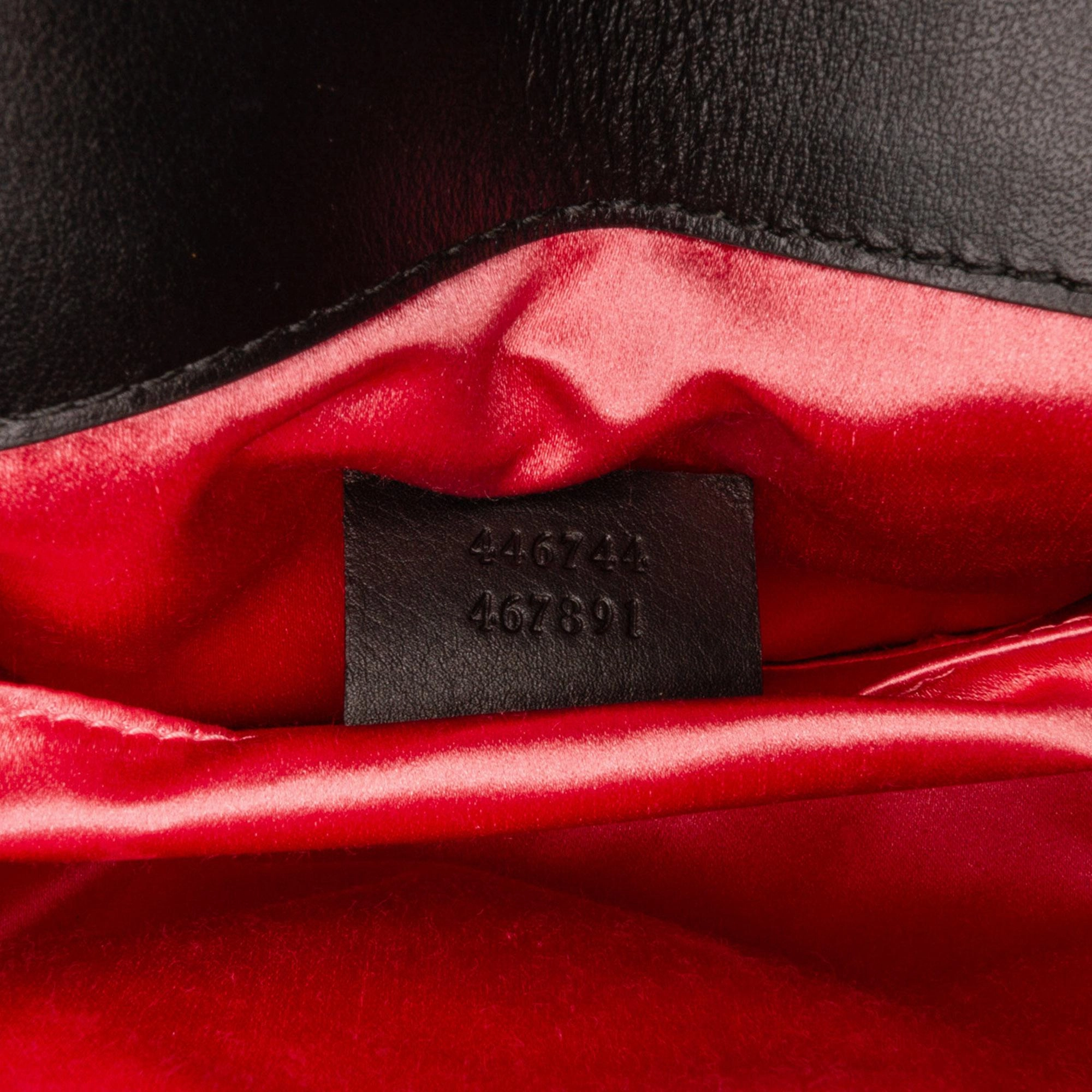Gucci Mini GG Marmont Matelasse Velvet Crossbody (SHG-uTjykr)