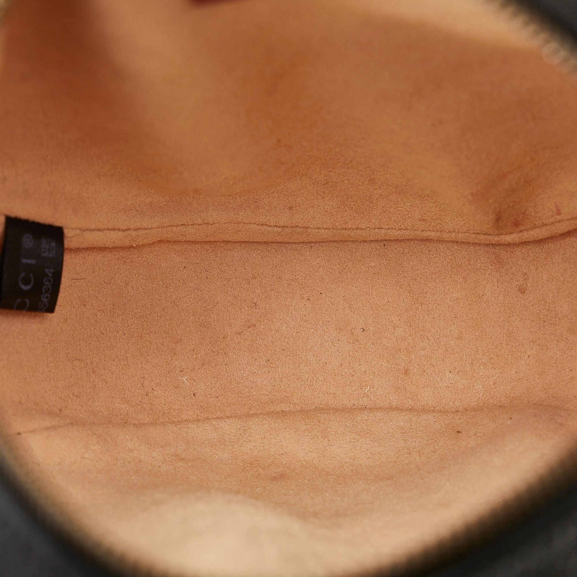 Gucci Mini Torchon GG Marmont Round Crossbody Bag (SHG-ZnjZFD)