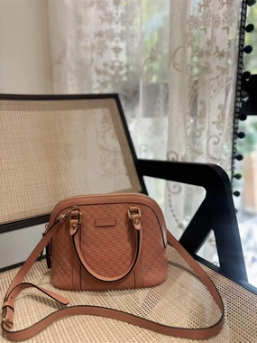 Gucci Preloved Alma Bag in Brown Leather - Medium Size Crossbody