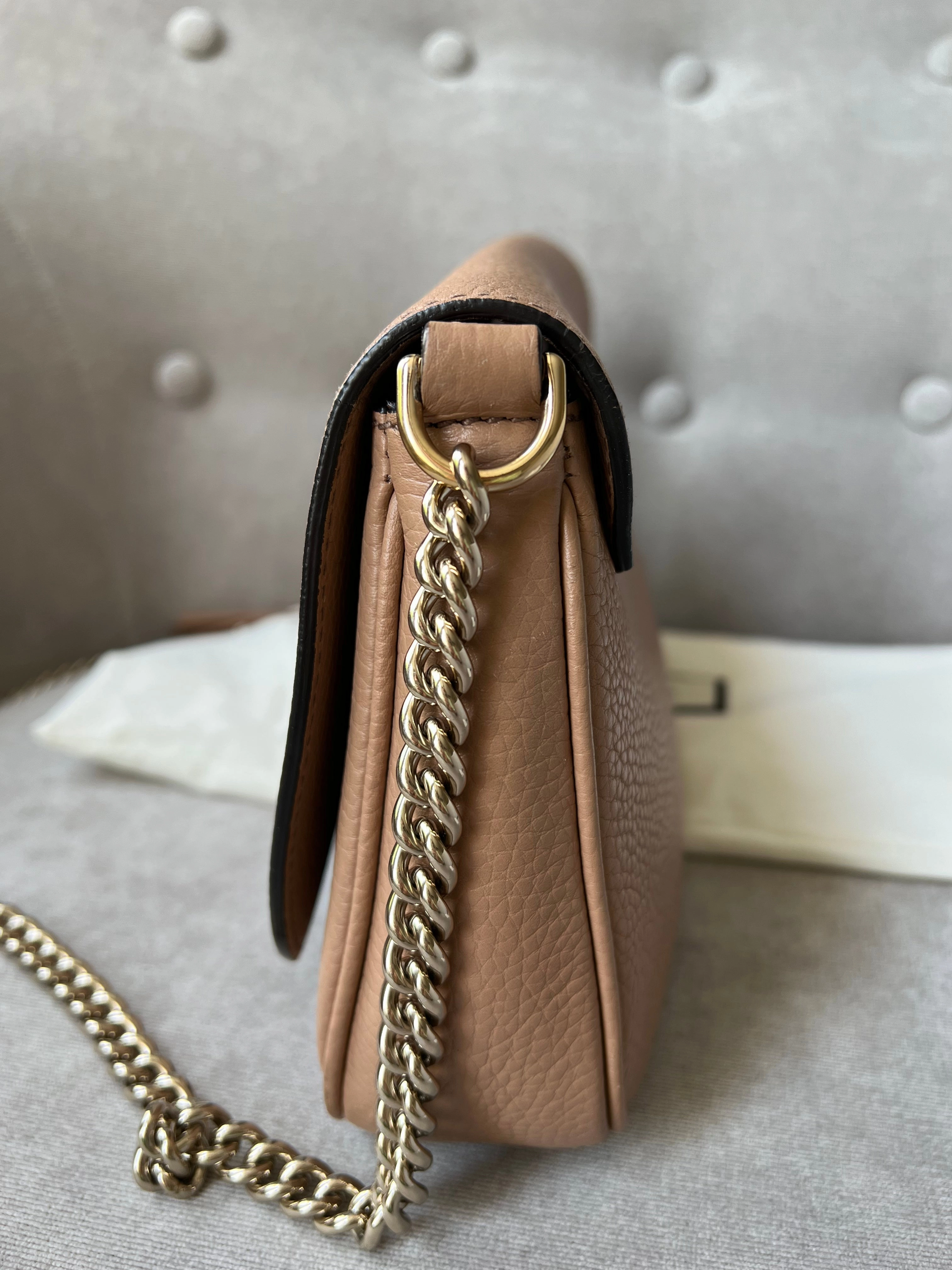 Gucci Rose Beige Soho Disco Crossbody Flap Bag