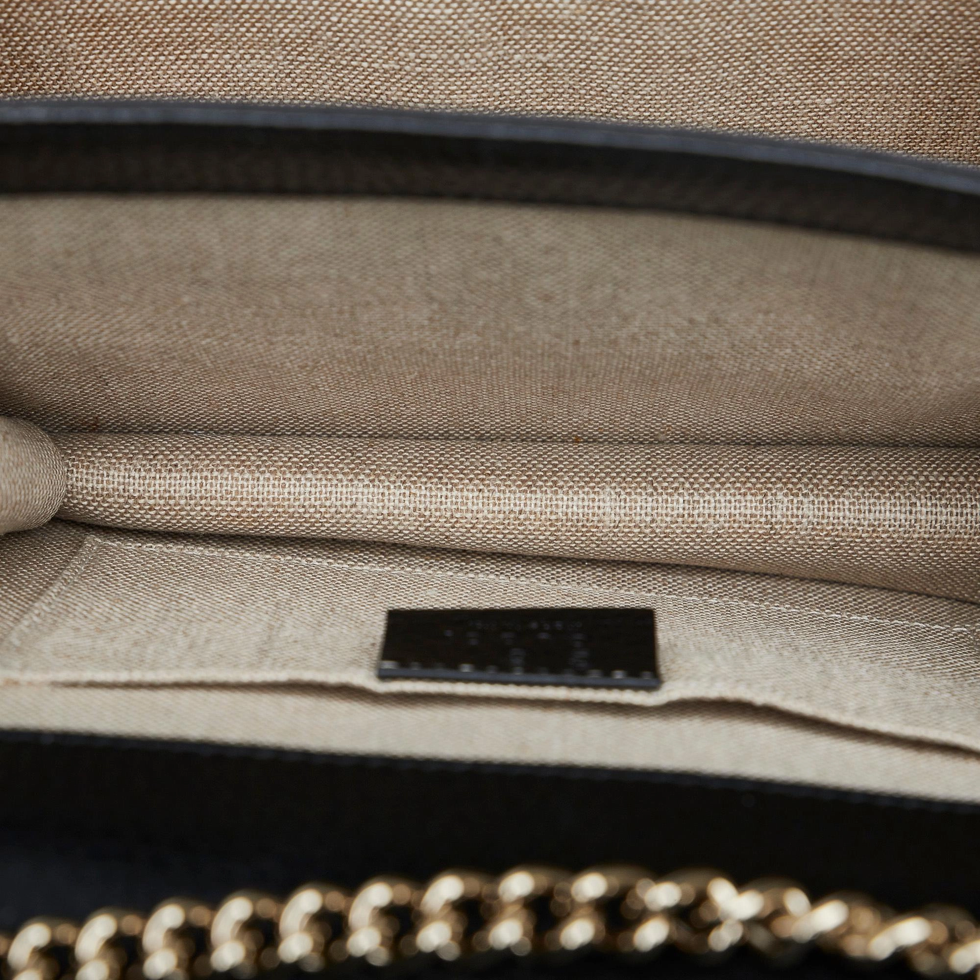 Gucci Small Dollar Interlocking G Crossbody (SHG-JAU8j8)