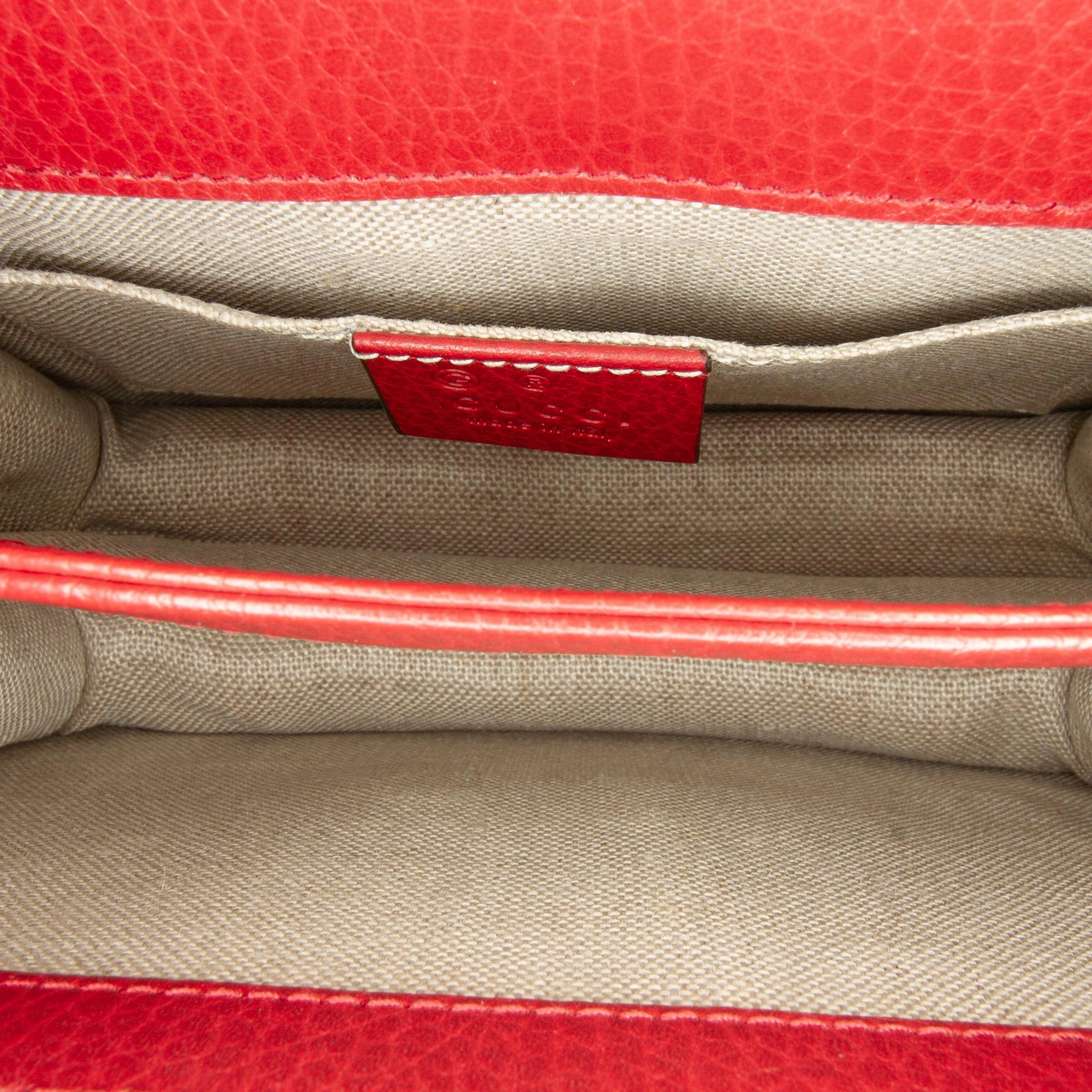 Gucci Small Dollar Interlocking G Crossbody (SHG-nlXHR2)