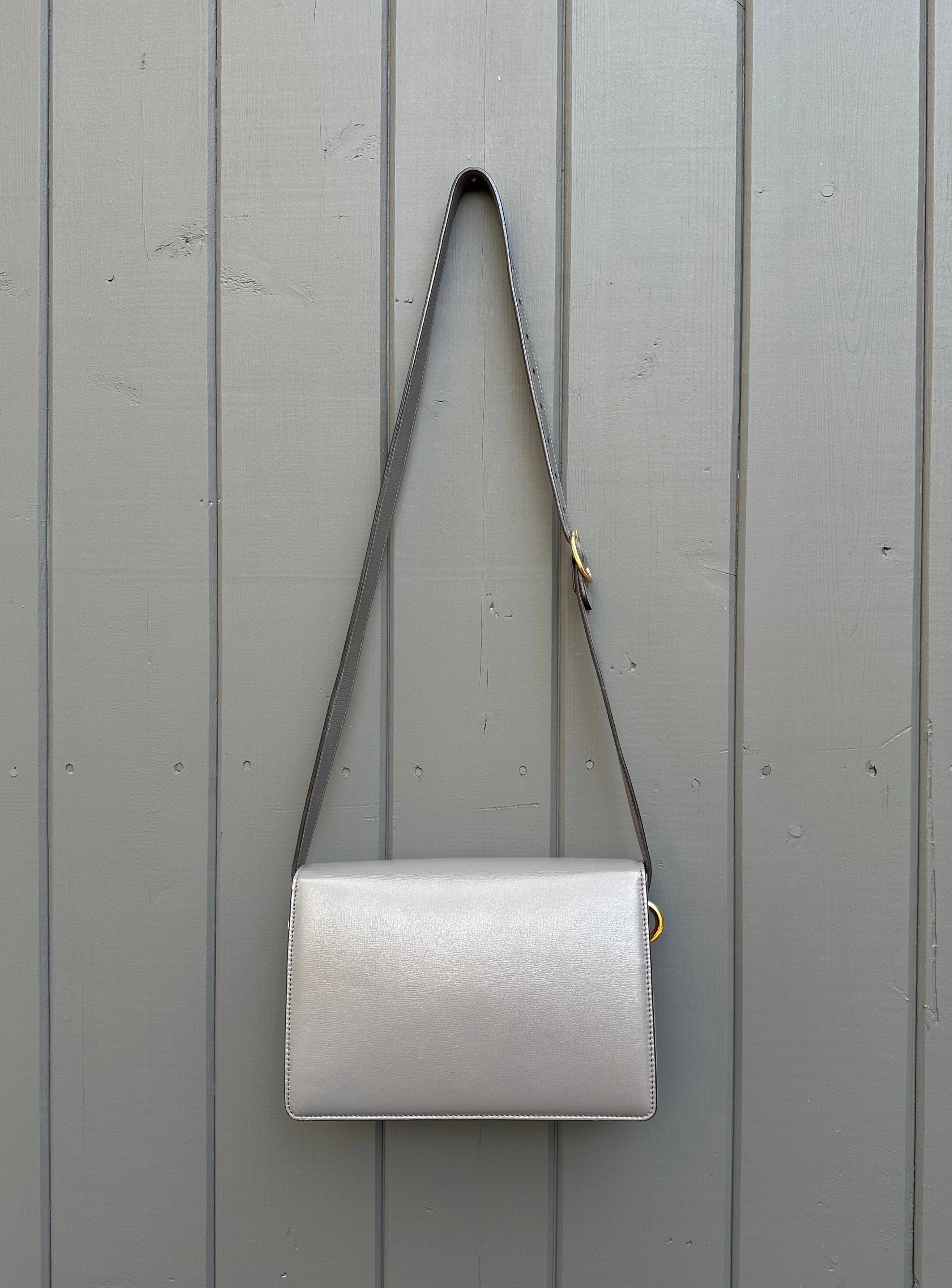 GUCCI Small GG Ring Leather Shoulder Bag