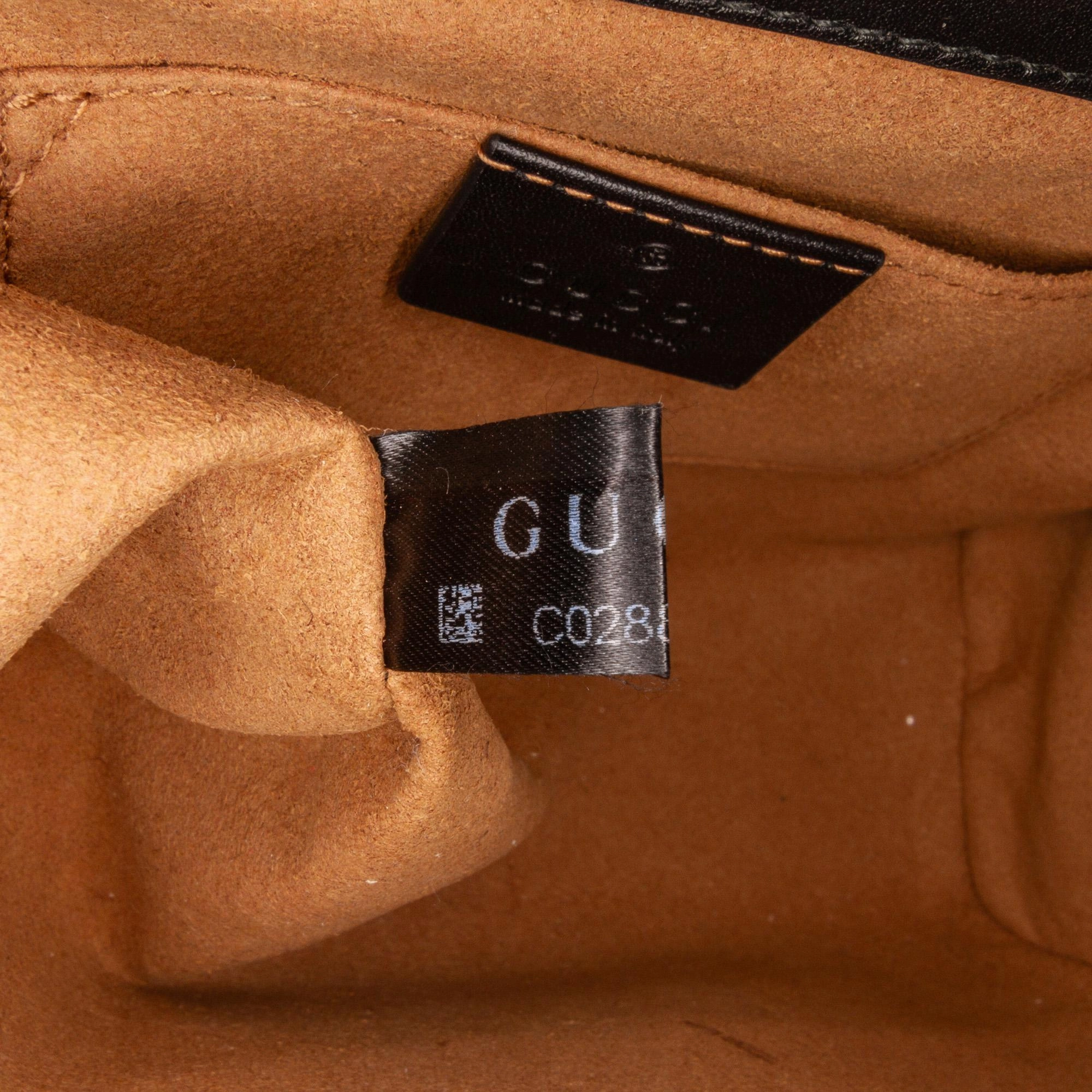 Gucci Small GG Supreme Padlock Crossbody (SHG-lh7Ikz)