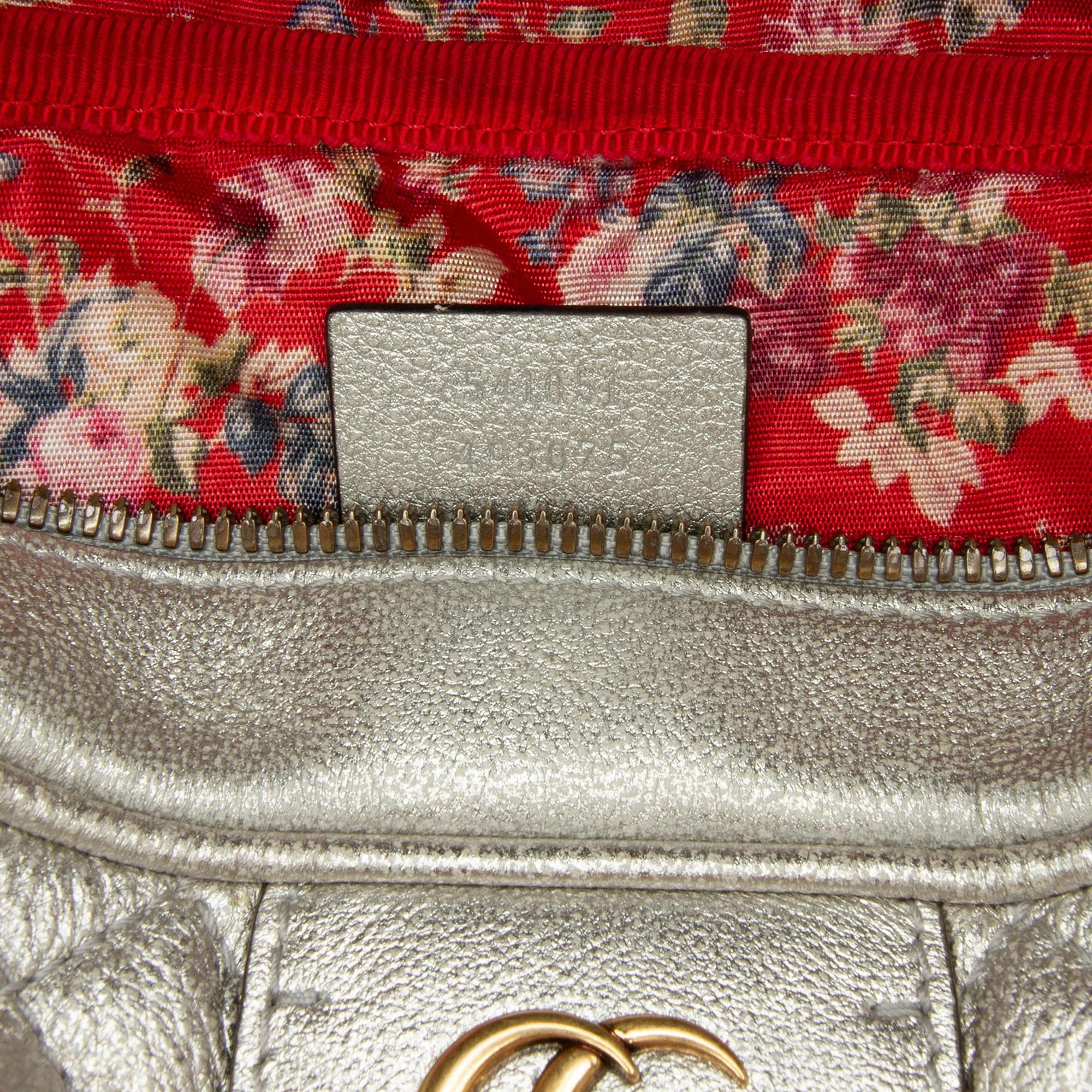 Gucci Small Leather Web Trapuntata Crossbody (SHG-DXltON)