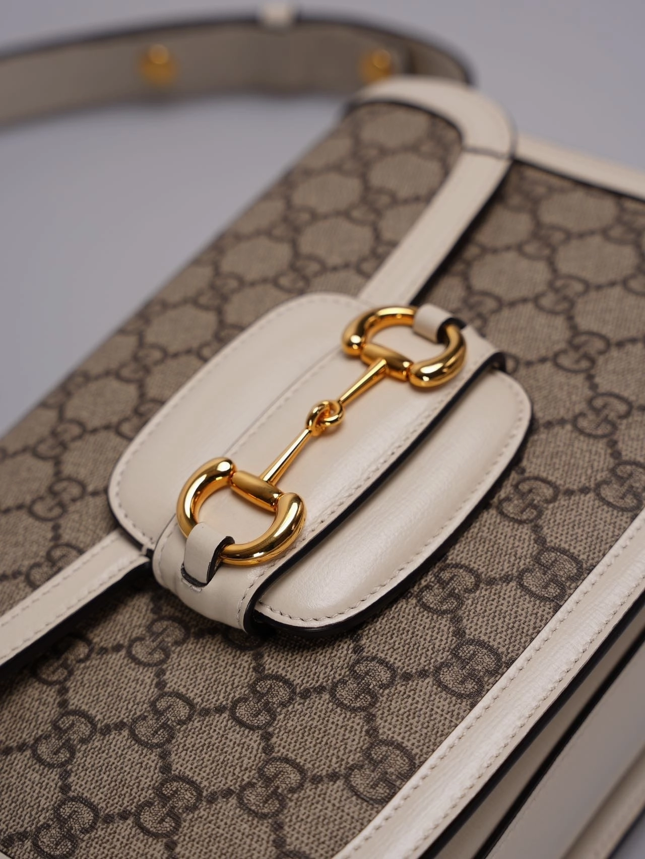 Gucci Supreme Monogram Beige Calfskin Horsebit 1955 Shoulder Bag