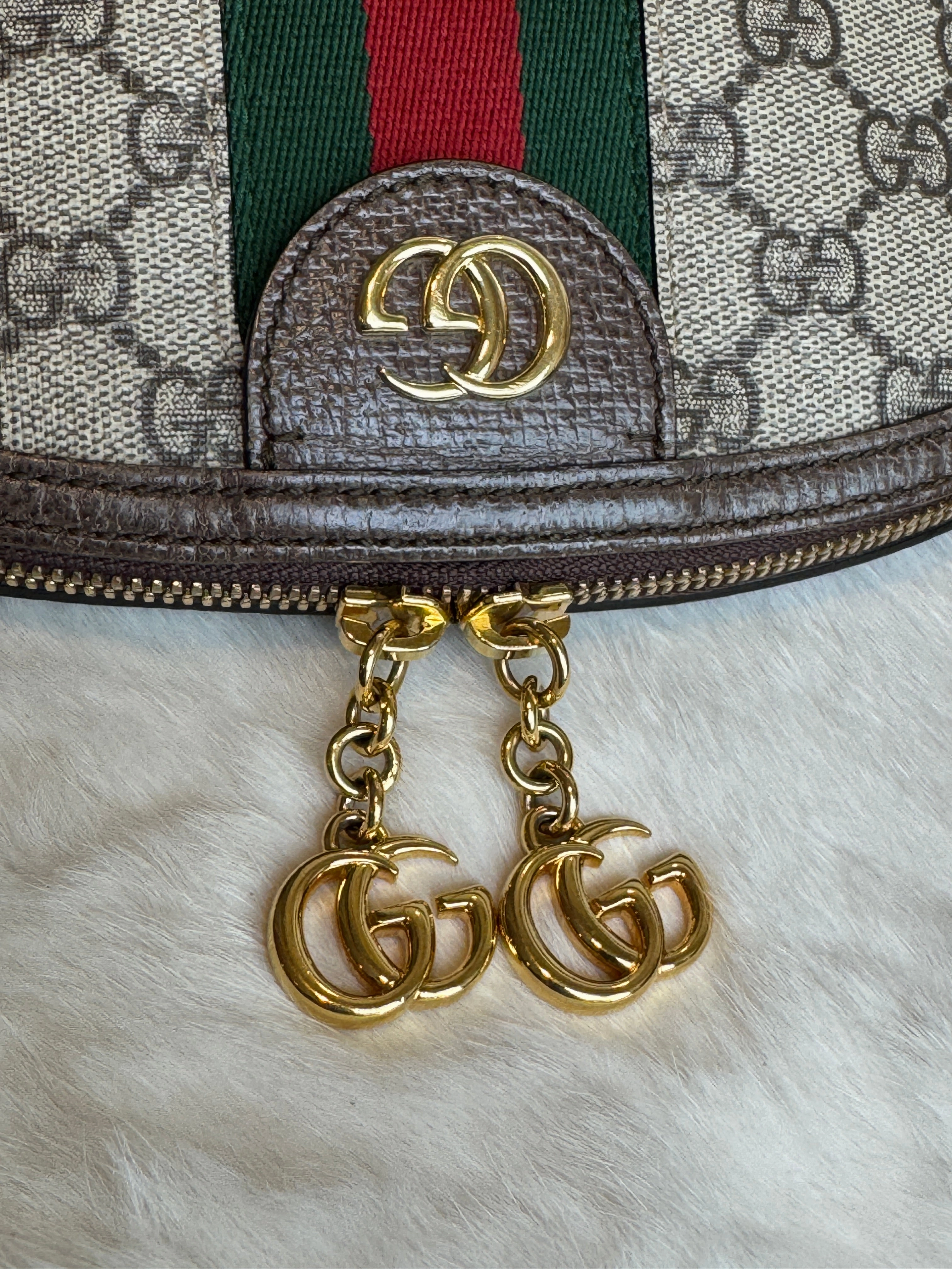 GUCCI Supreme Ophidia Round Top Crossbody Bag