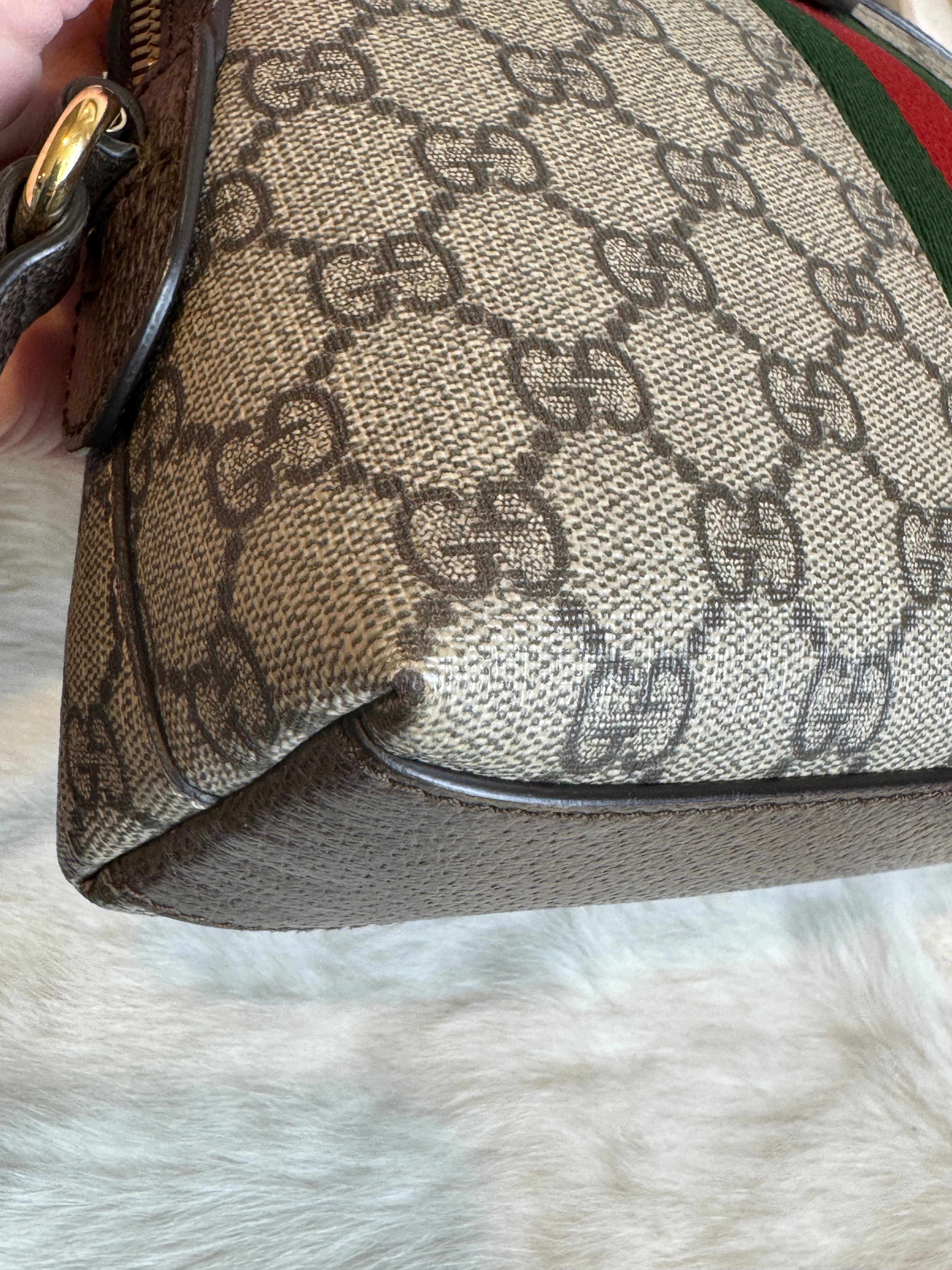 GUCCI Supreme Ophidia Round Top Crossbody Bag