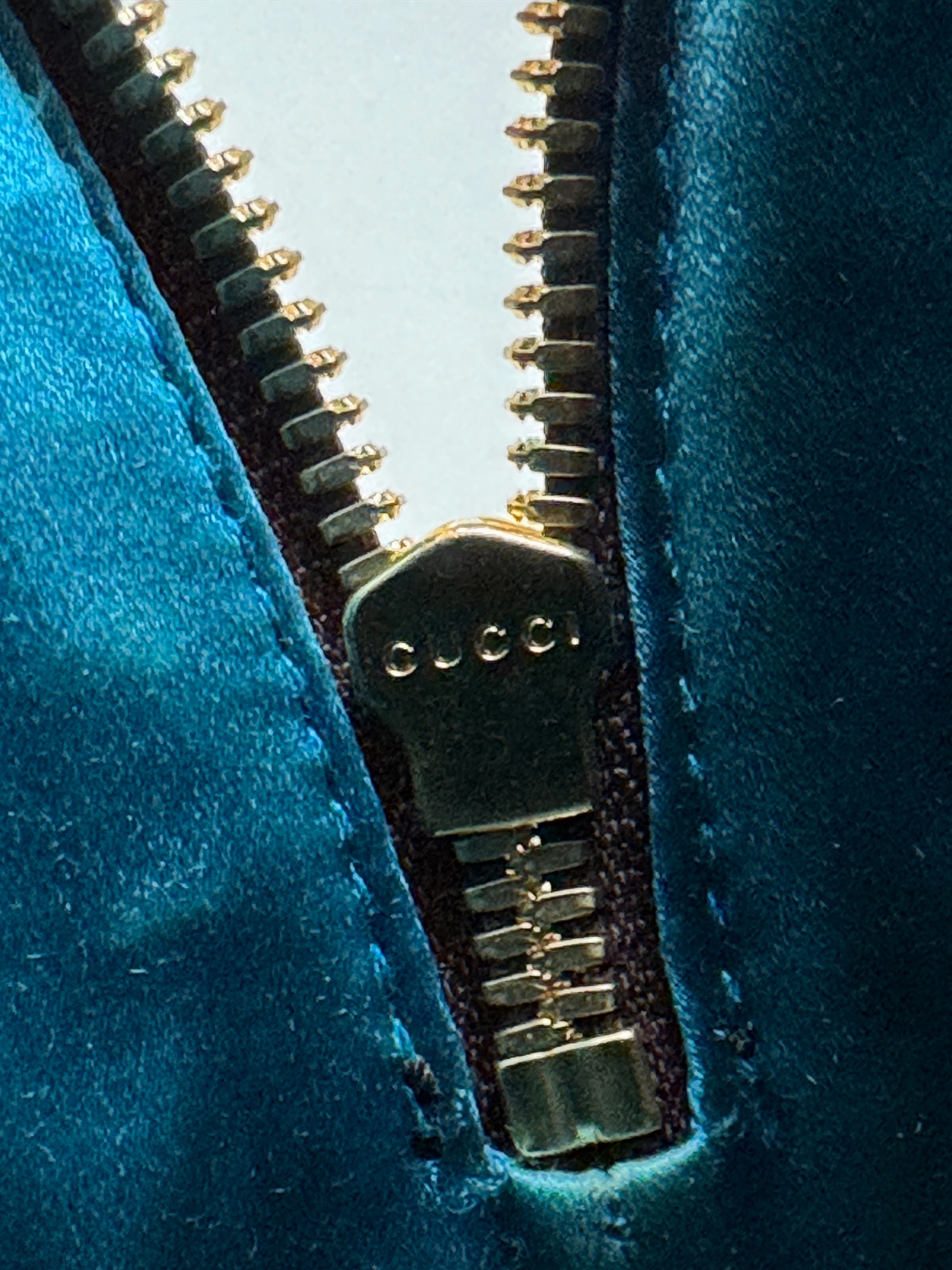 GUCCI Supreme Ophidia Round Top Crossbody Bag