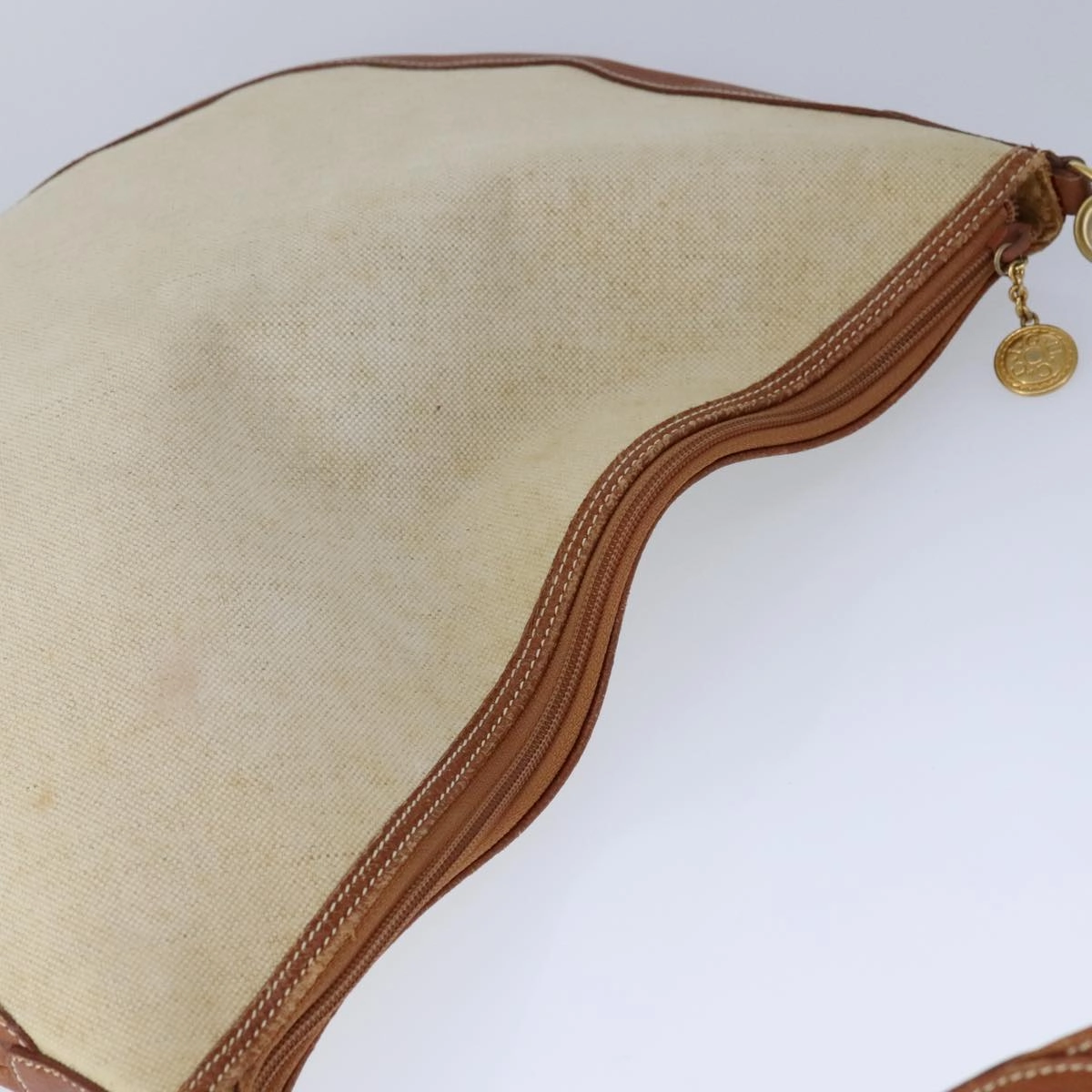 Gucci Vintage Beige Canvas Shoulder Bag ()