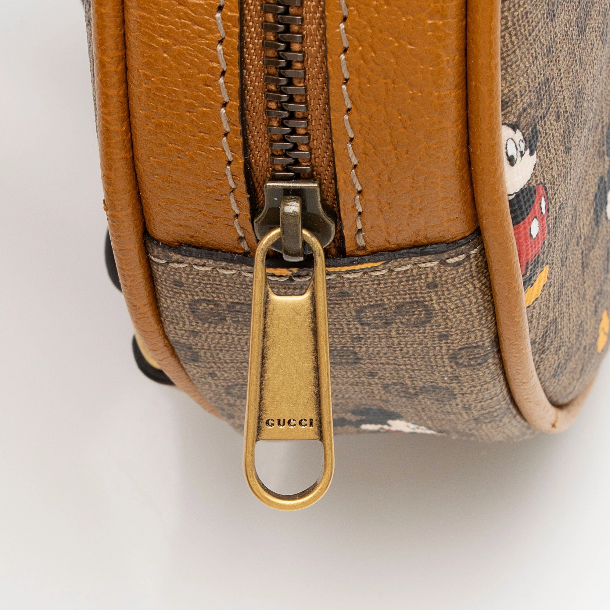 Gucci x Disney Micro GG Canvas Mickey Mouse Round Backpack (SHF-uOKFfd)