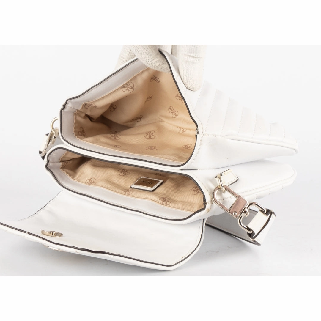 Guess White Quilted Shoulder Bag
