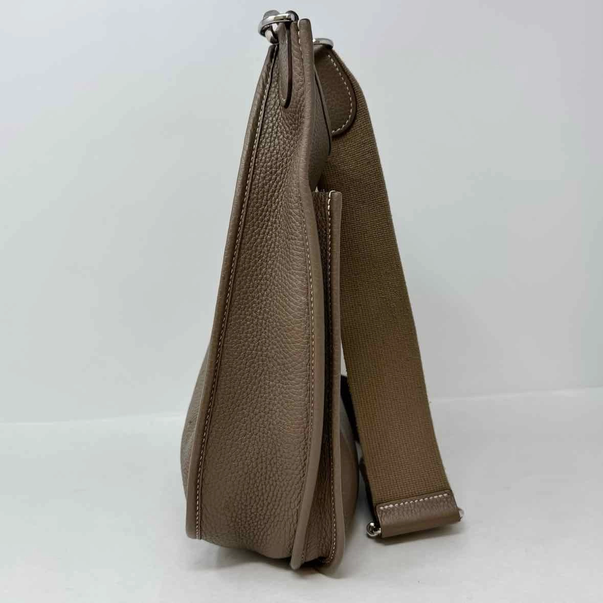 Hermes Evelyne Generation III 29 Shoulder Bag