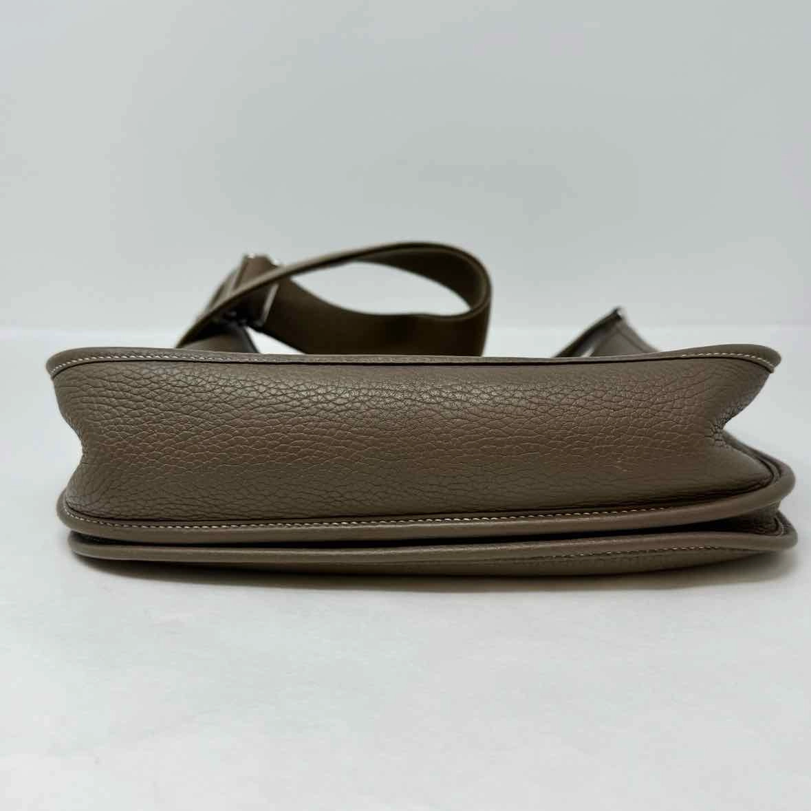 Hermes Evelyne Generation III 29 Shoulder Bag