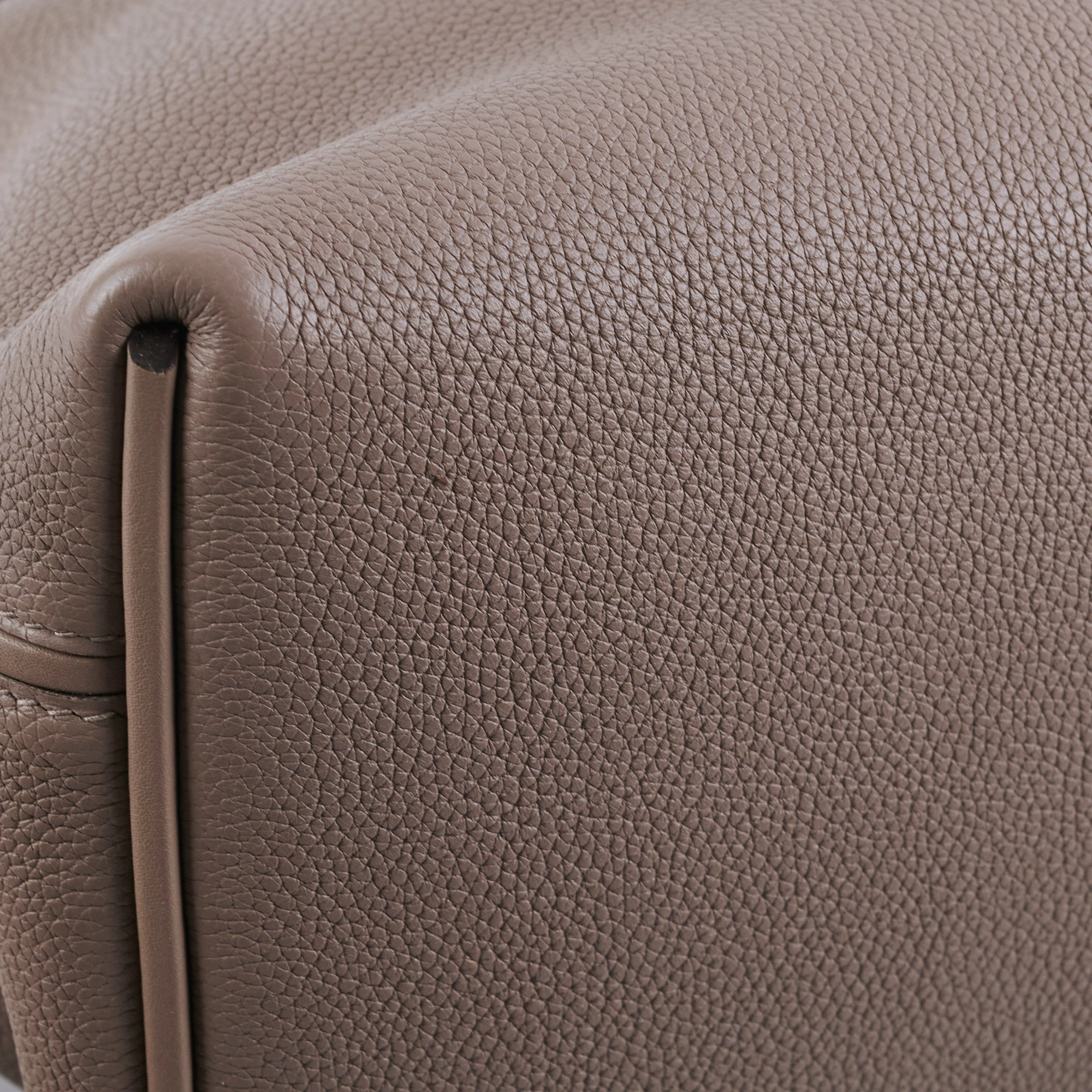 Hermes Van Cattle 24/24-35 Gris Asphalte Taurillon Stamp D (2019)