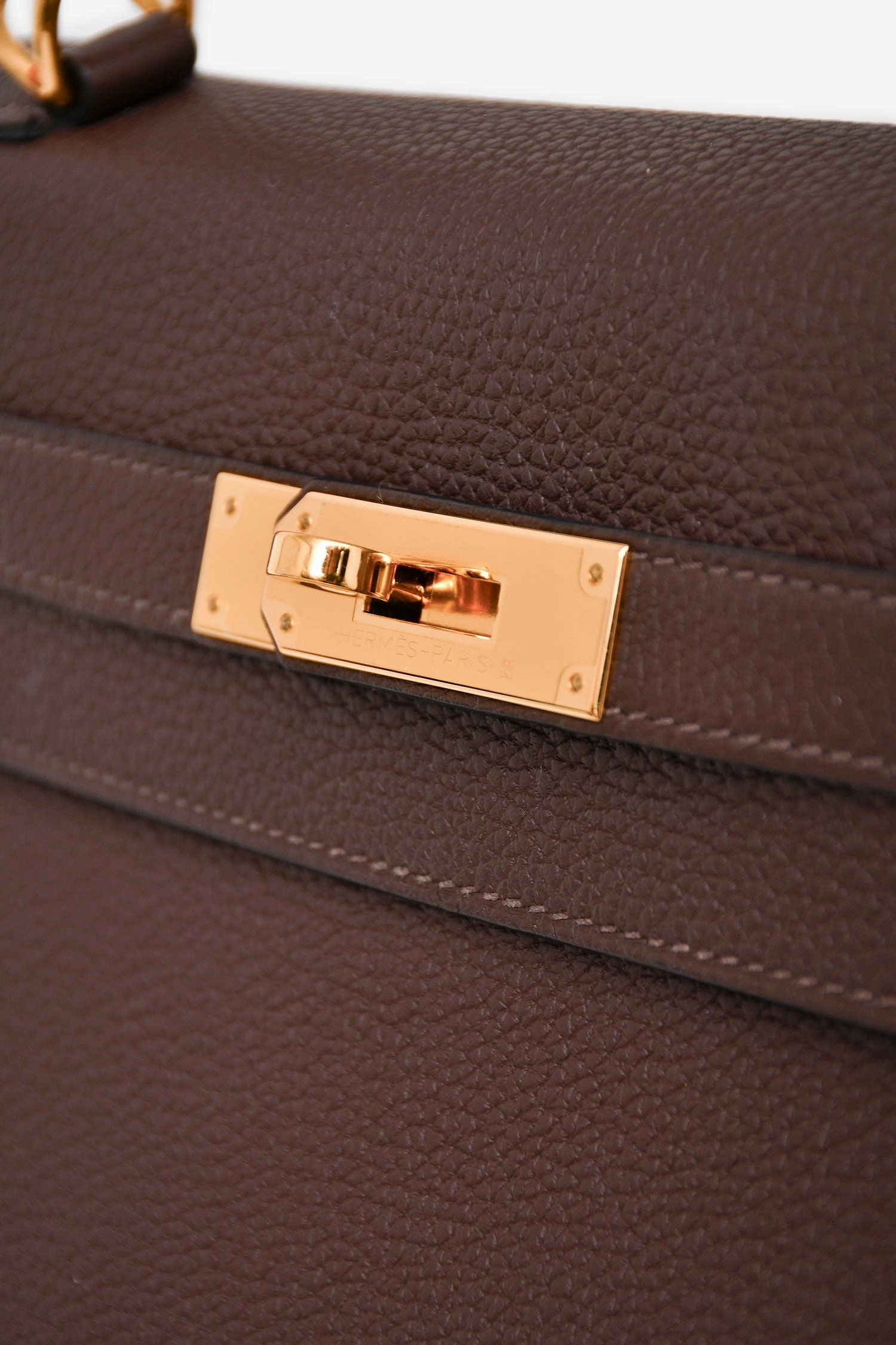 Herms 2018 Dark Brown Togo Leather Retourne Kelly 28 with Strap